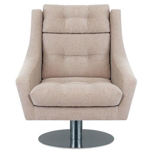 Midcentury Modern Style Lounge Chair with Swivel Base For Sale