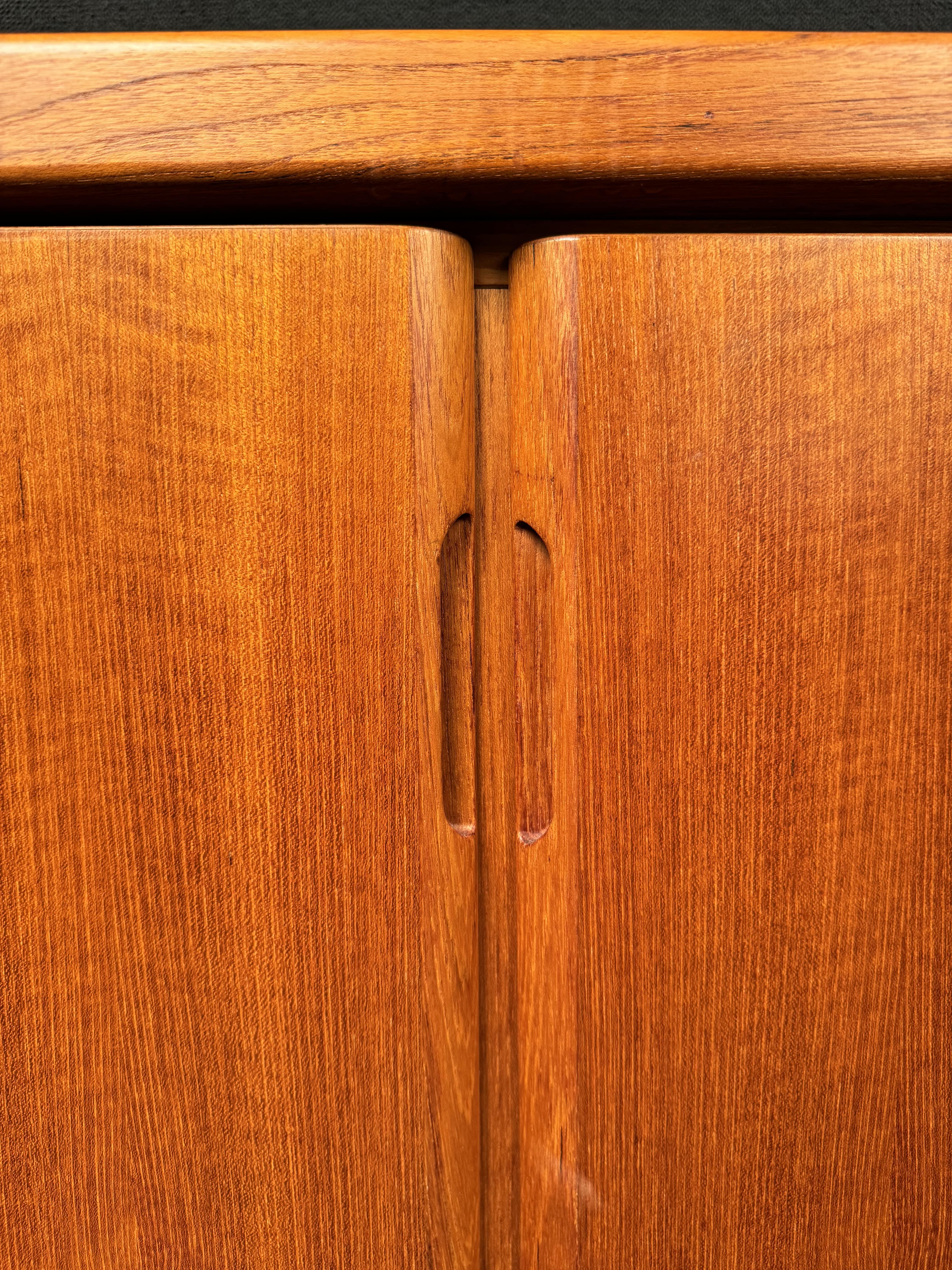 Vintage Danish Teak Console Table For Sale 2