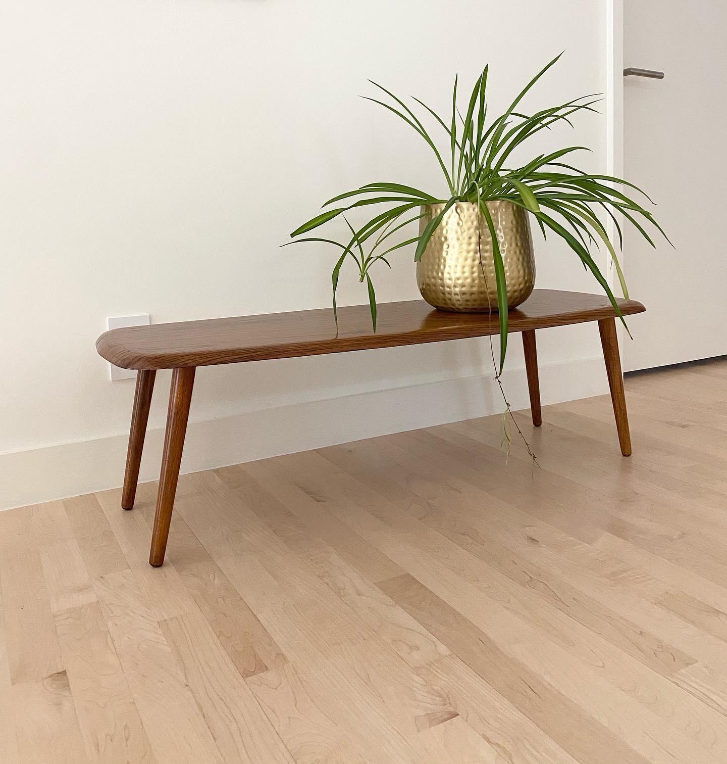 Midcentury Modern Surfboard Coffee Table in Heavily Figured Oak In Good Condition For Sale In Round Top, TX