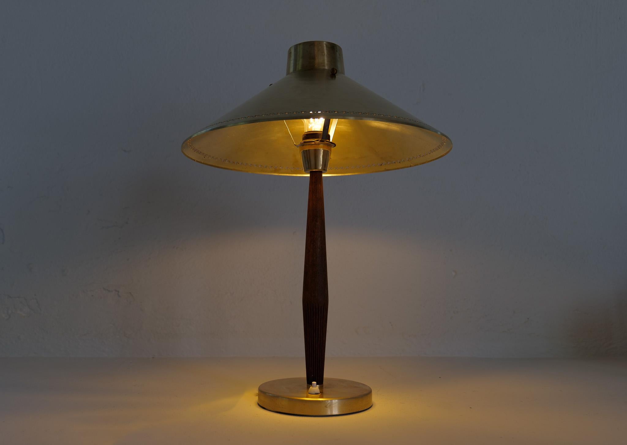 Midcentury Modern Table Lamp ASEA Hans Bergström, Sweden, 1940 For Sale 12