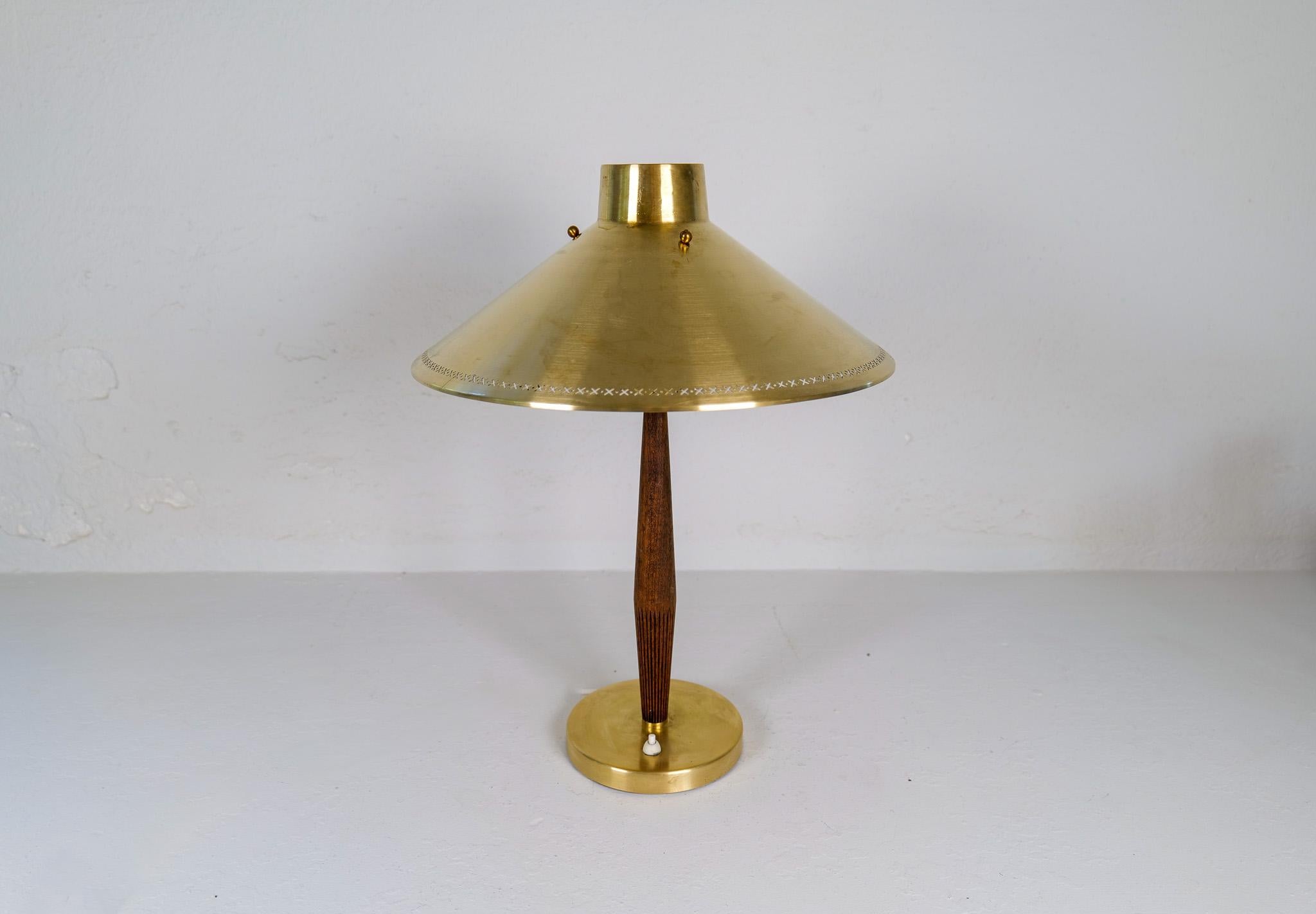 Brass Midcentury Modern Table Lamp ASEA Hans Bergström, Sweden, 1940 For Sale