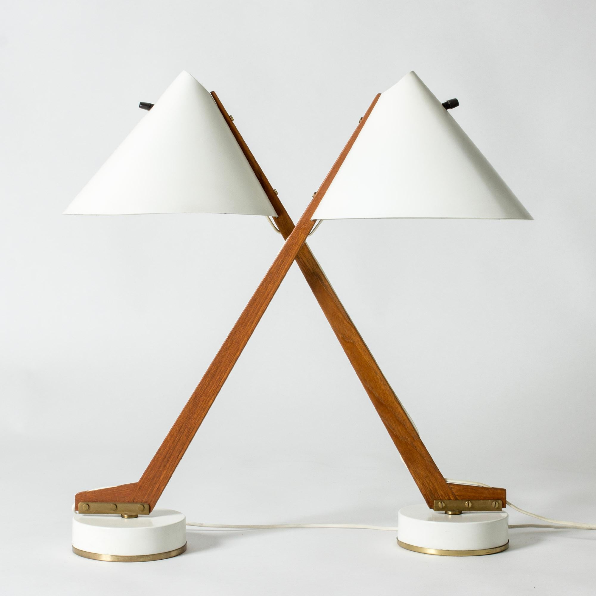 Metal Mid-Century Modern Table Lamp by Hans-Agne Jakobsson, Sweden, 1950s For Sale