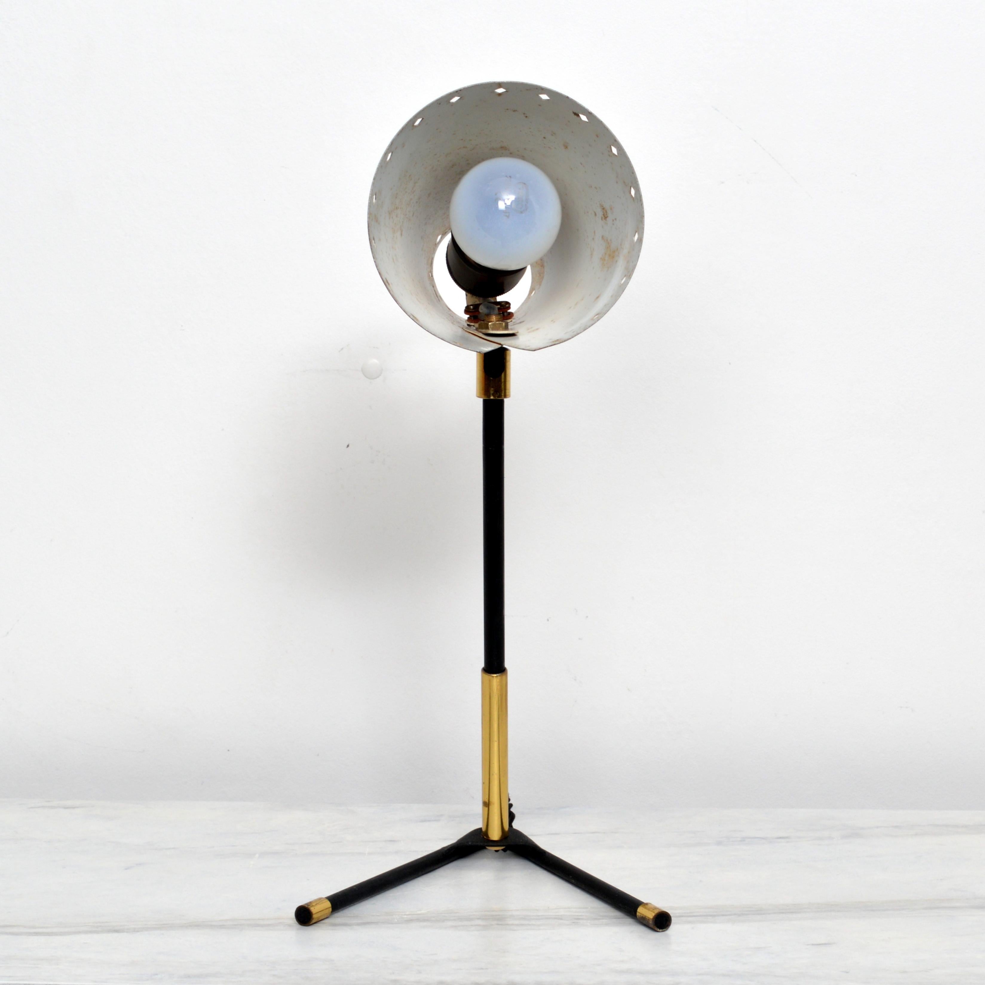 Mid-Century Modern Table Lamp in Black and Brass by Boréns, Sweden, 1950s In Good Condition For Sale In Stockholm, SE