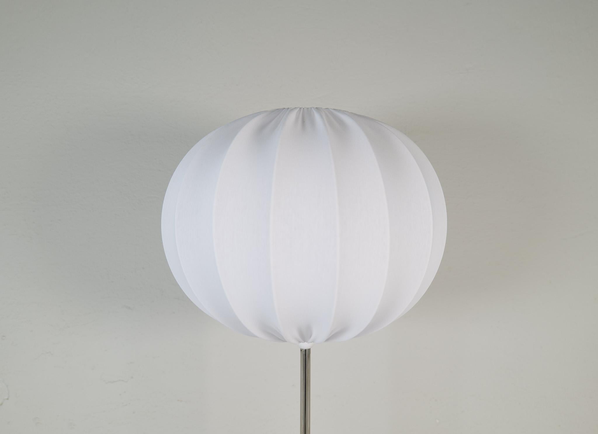 Lampe de bureau moderne du milieu du siècle dernier, modèle BN19 par Hans-Agne Jakobsson, Suède en vente 2