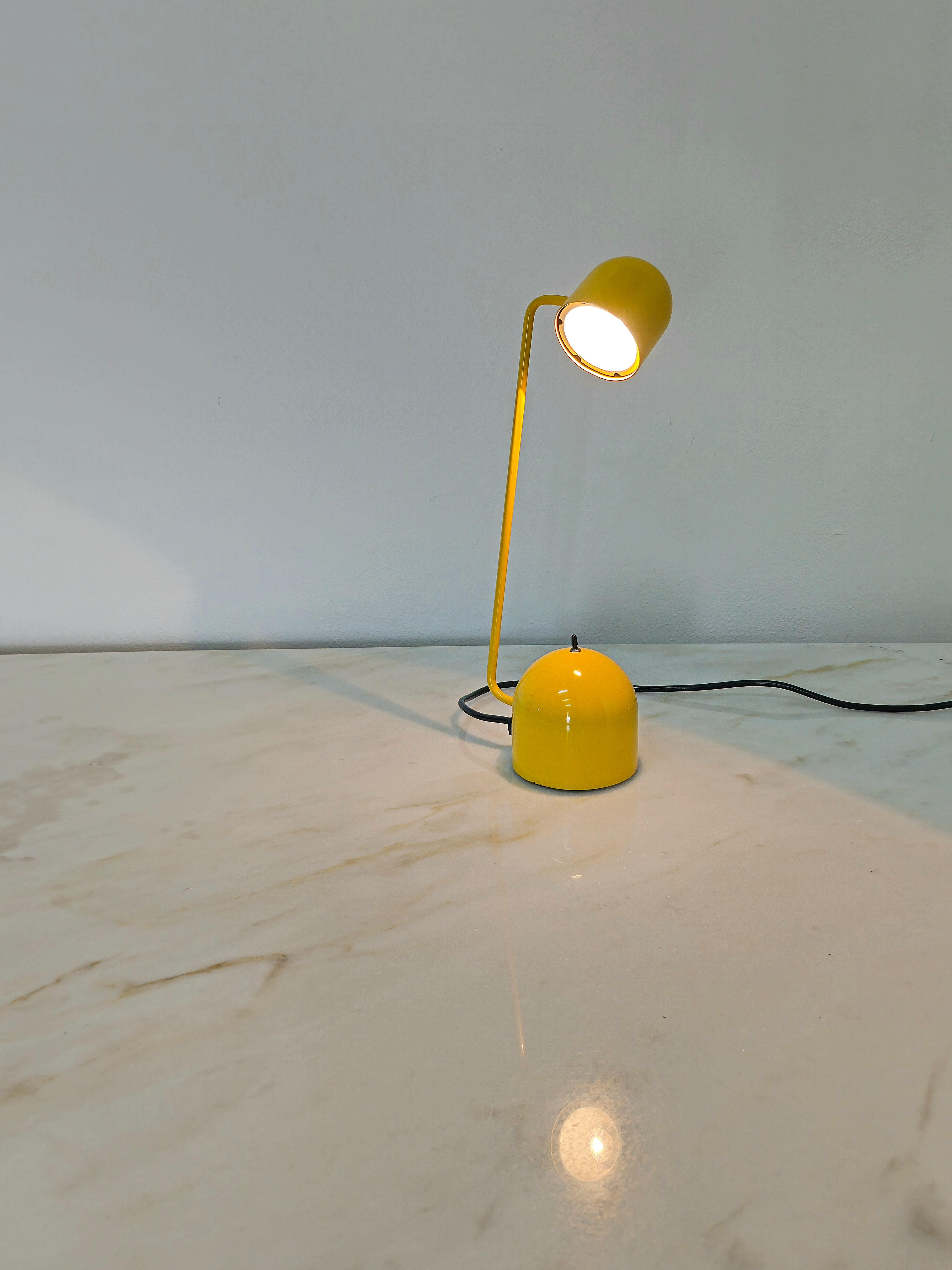 20th Century Midcentury Modern Table Lamp Yellow Metal Aluminum Italian Design 1960s For Sale