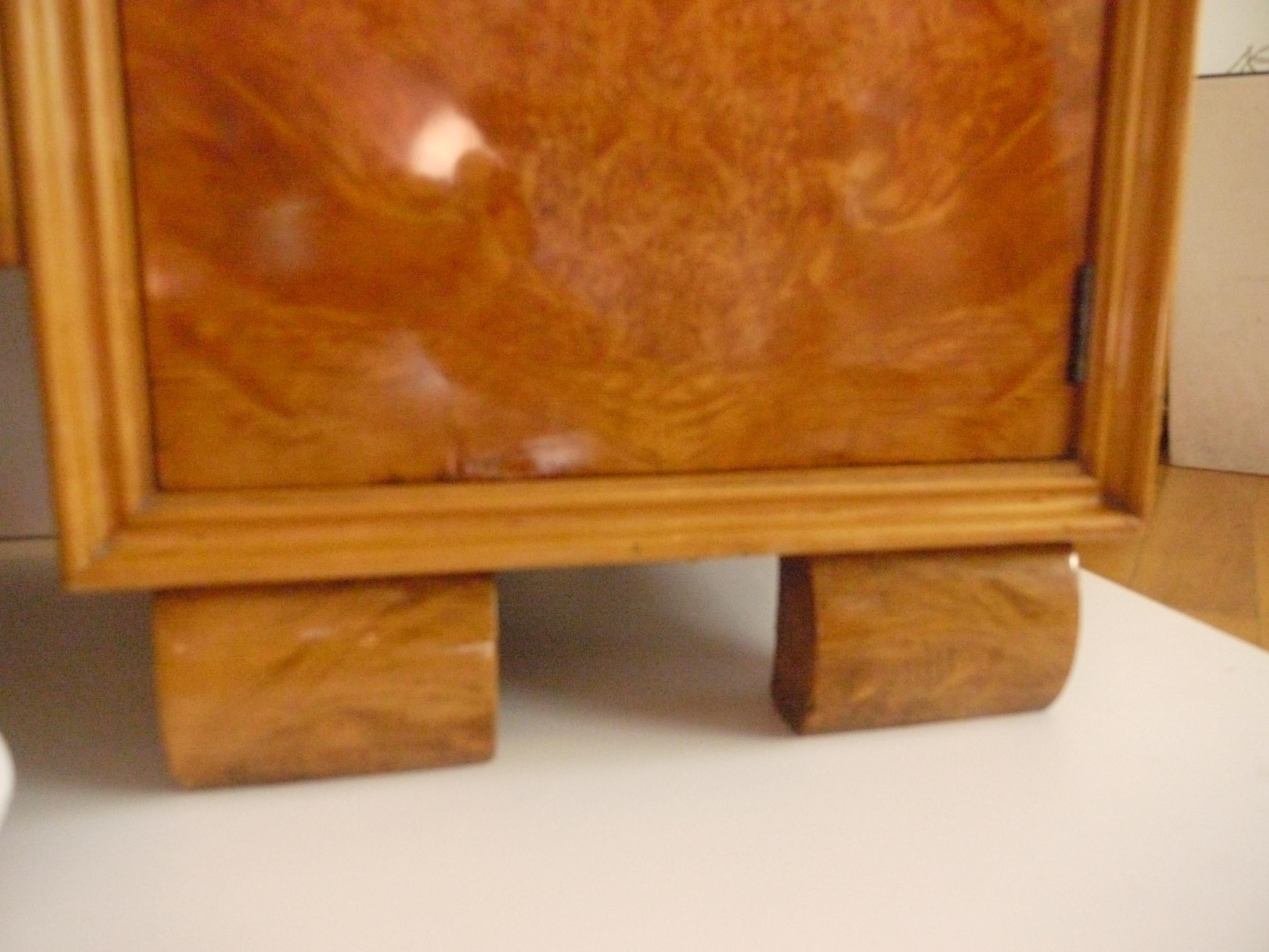 Mid-Century Modern Telephone/Hallway Console Made in Italy Walnut Veneer For Sale 5