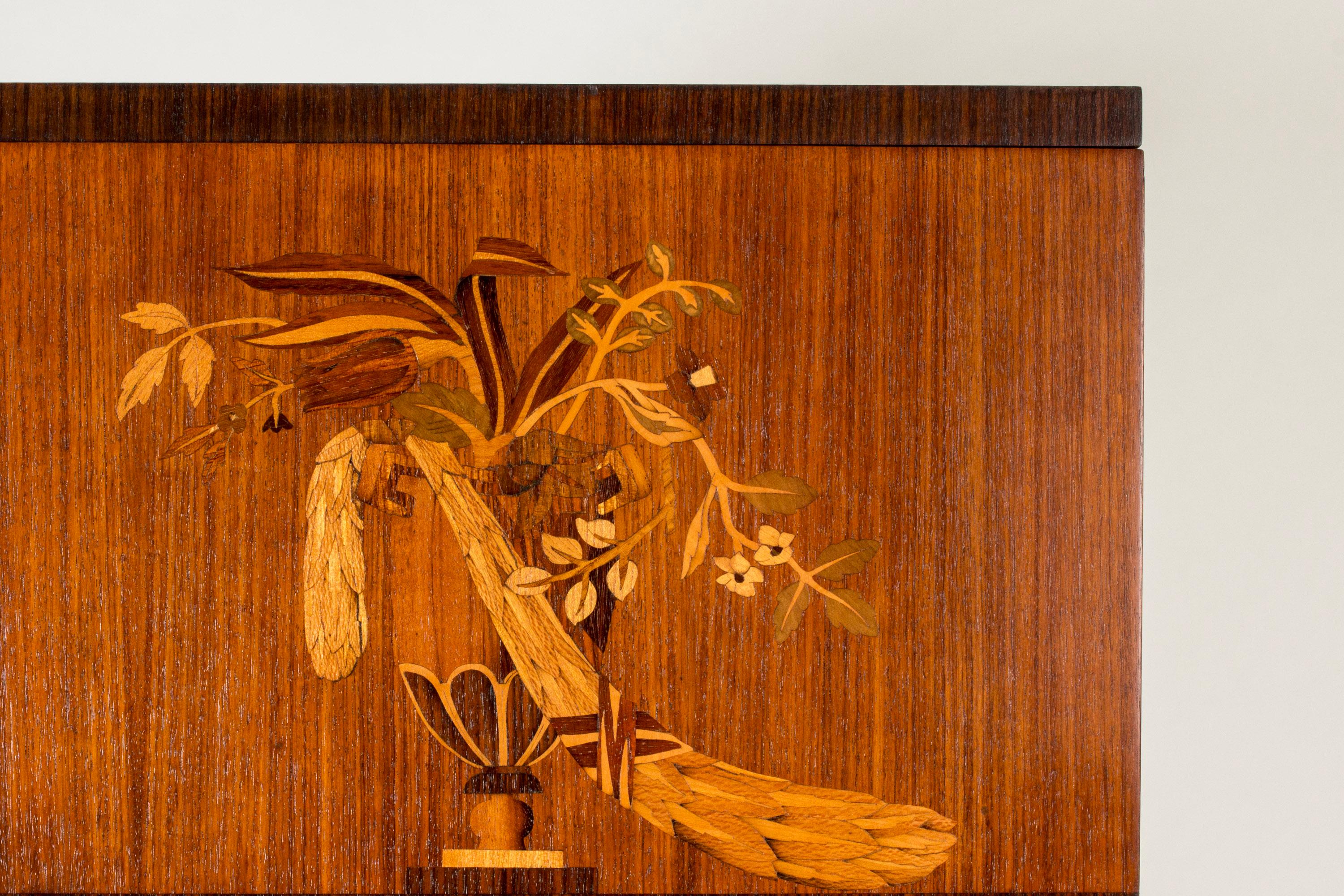 Einzigartiger Schrank von Axel Einar Hjorth, Schweden, Mid-Century Modern, 1930er Jahre (Schwedisch) im Angebot