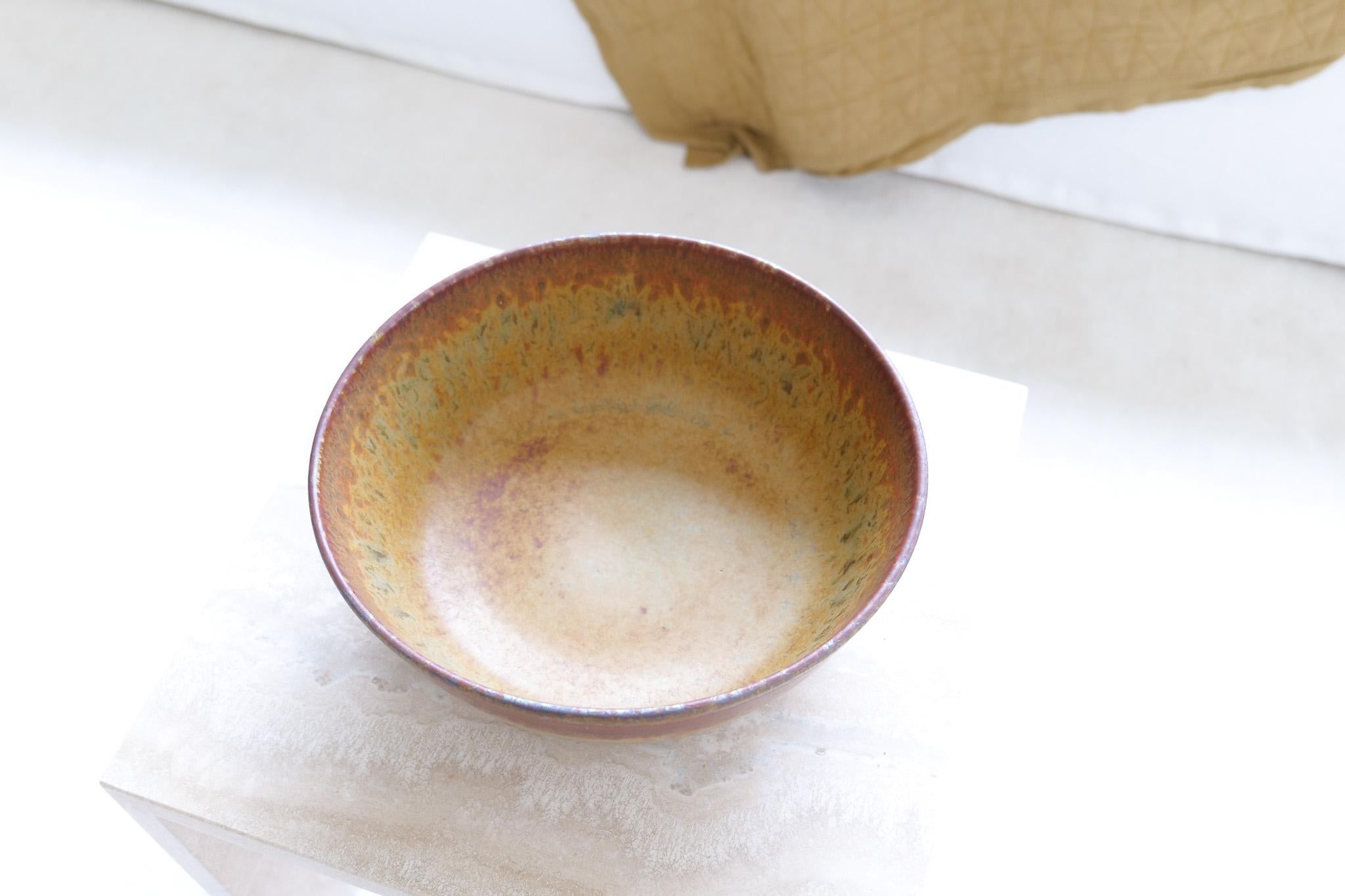 Ciotola di ceramica grande unica del Medioevo Carl-Harry Stålhane Rörstrand Svezia 1