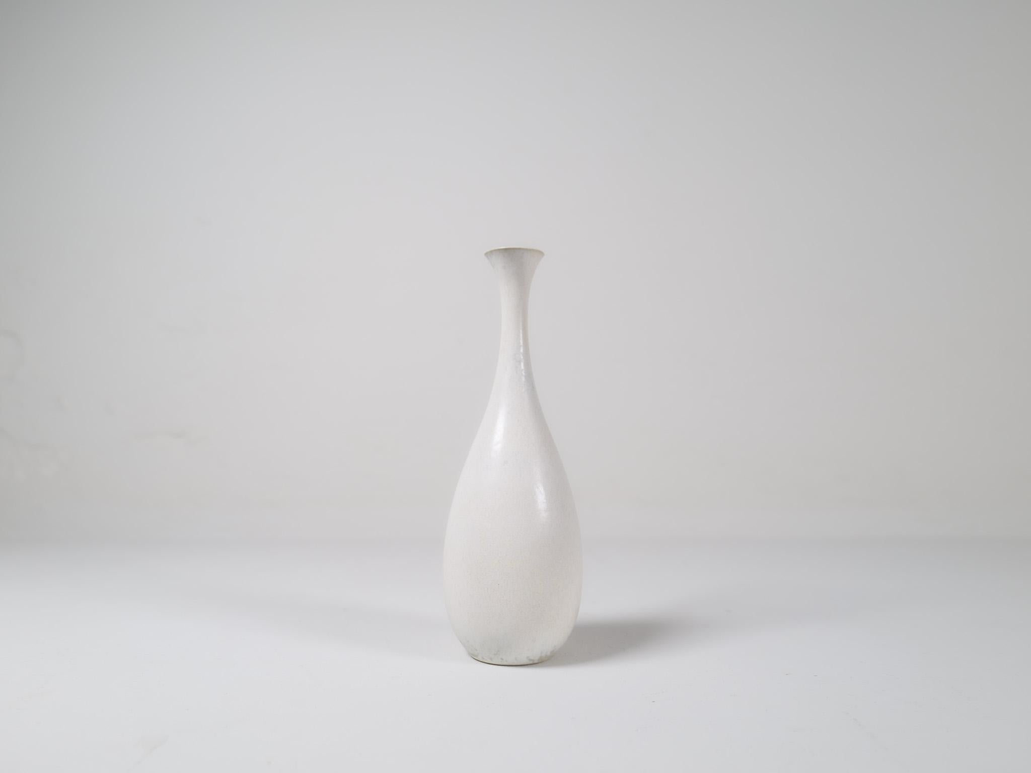 Moderne Vase aus der Jahrhundertmitte Rörstrand von Carl Harry Stålhane, Schweden, 1950er Jahre (Keramik) im Angebot
