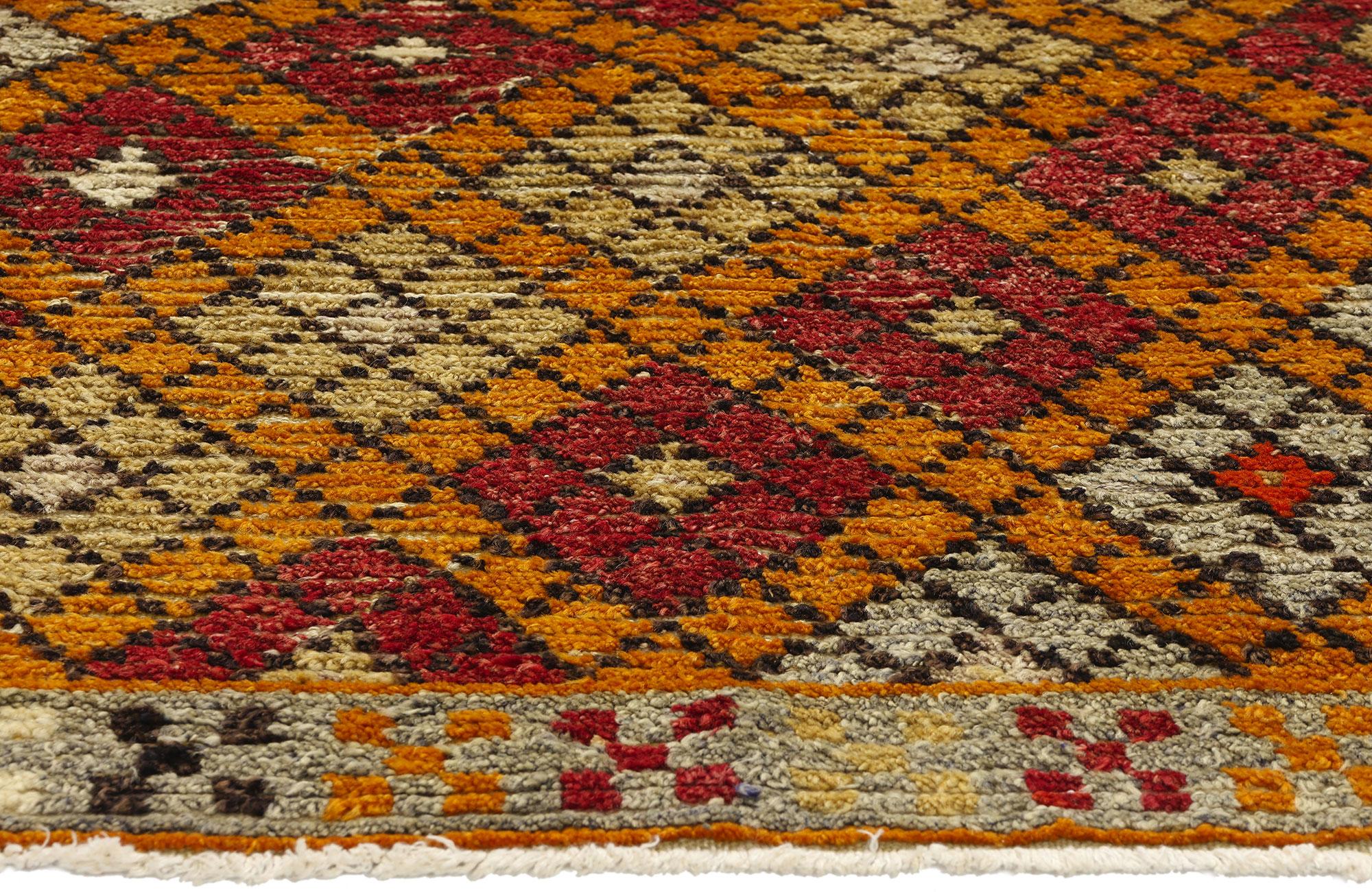 Midcentury Modern Vintage Turkish Oushak Rug  In Good Condition For Sale In Dallas, TX