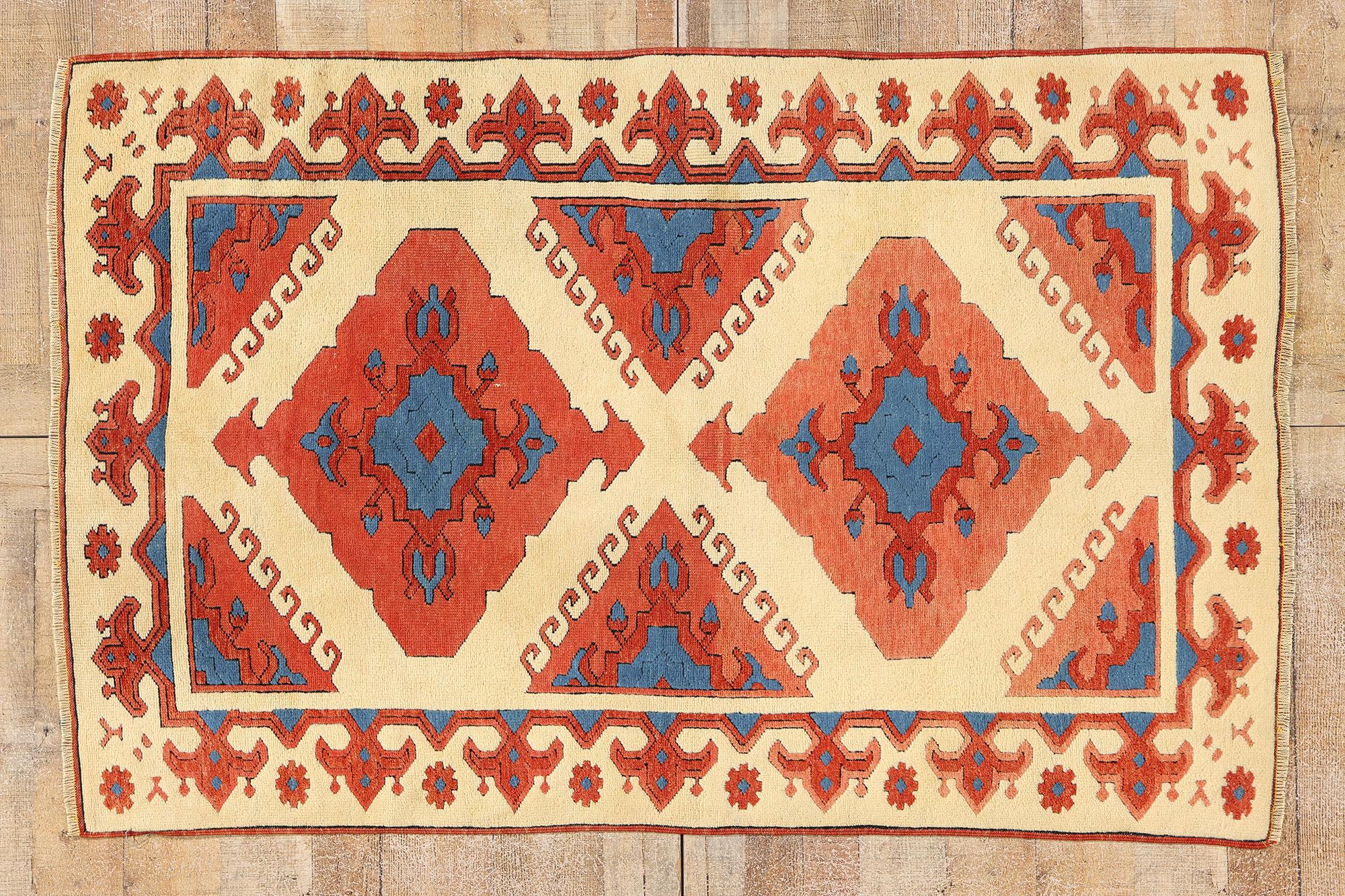 Moderner türkischer Oushak-Teppich aus der Jahrhundertmitte  im Angebot 2