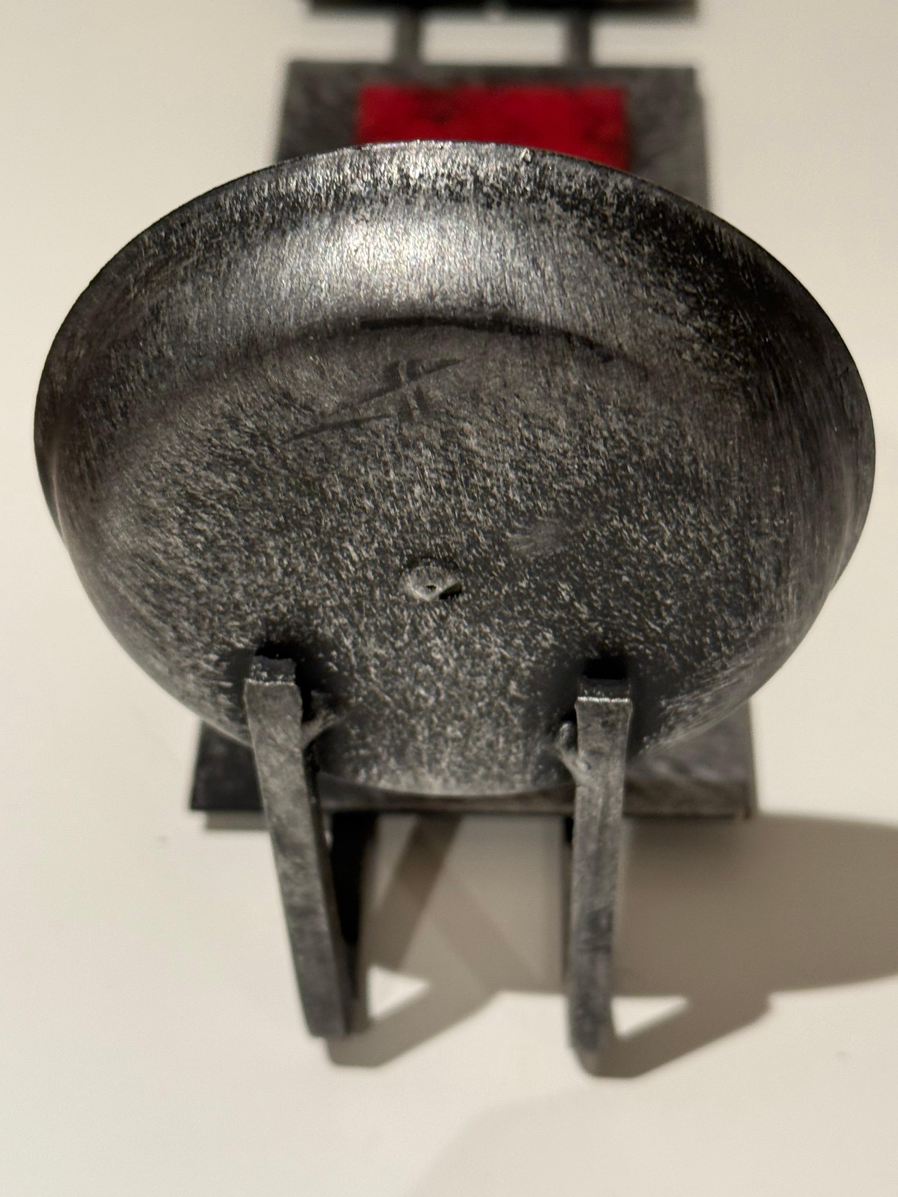 Metallo Portacandele da parete moderno di metà secolo con piastrelle in ceramica smaltata rossa, anni '60 in vendita