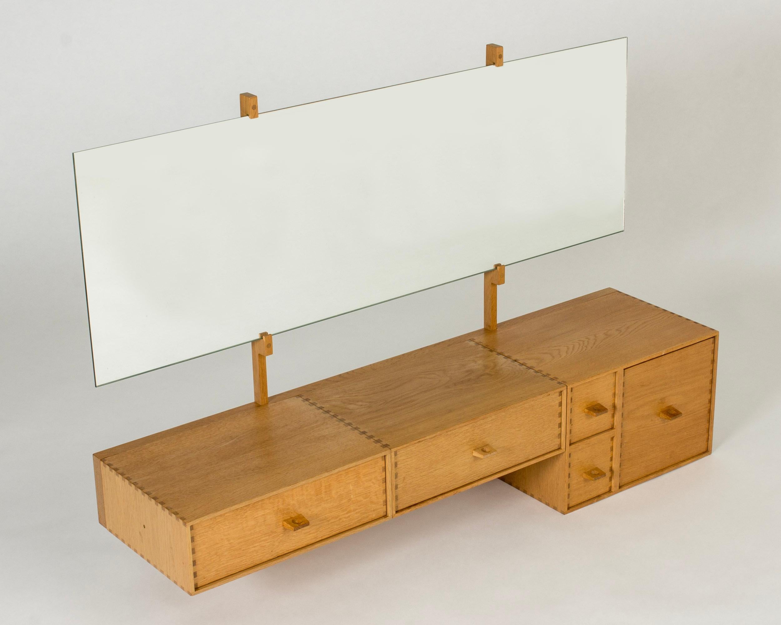 Swedish Midcentury Modern Wall Mounted Dressing Table from Luxus, Sweden, 1960s