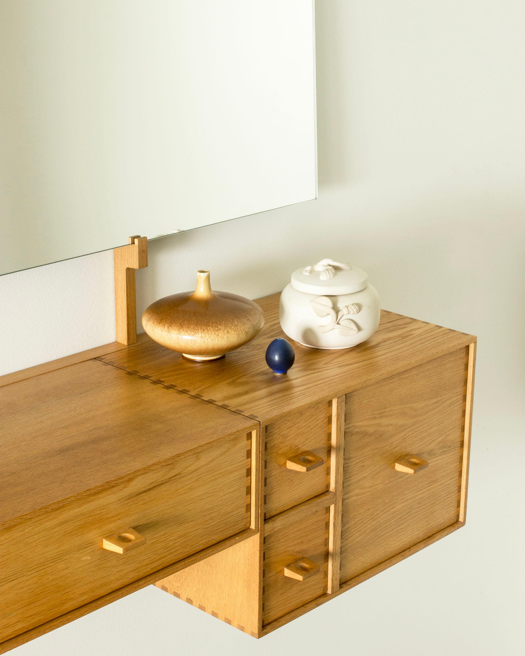Midcentury Modern Wall Mounted Dressing Table from Luxus, Sweden, 1960s For Sale 1