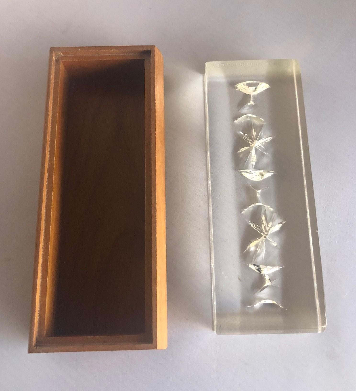 American Mid-Century Modern Walnut and Lucite Trinket Box For Sale