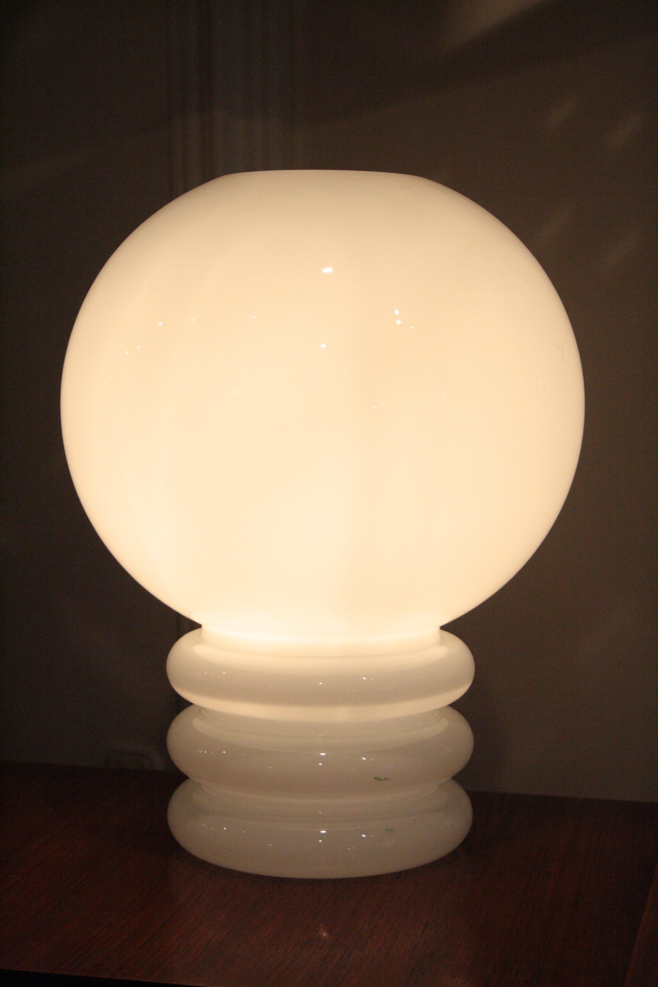 Midcentury Modern White Glass Table Lamp. Italy 1970 1