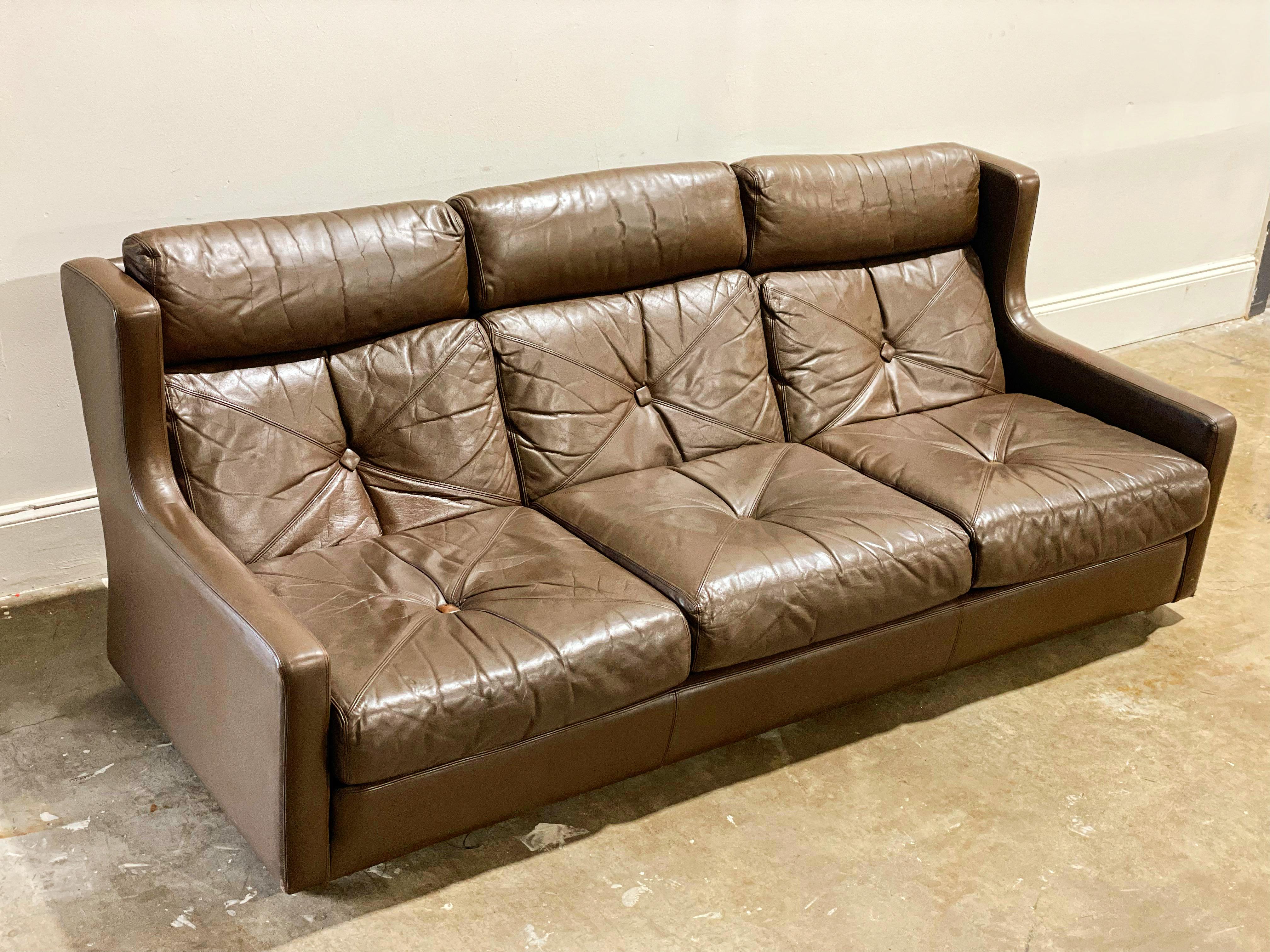 Mid-Century Modern Wingback Leather Sofa, Chocolate Brown 1