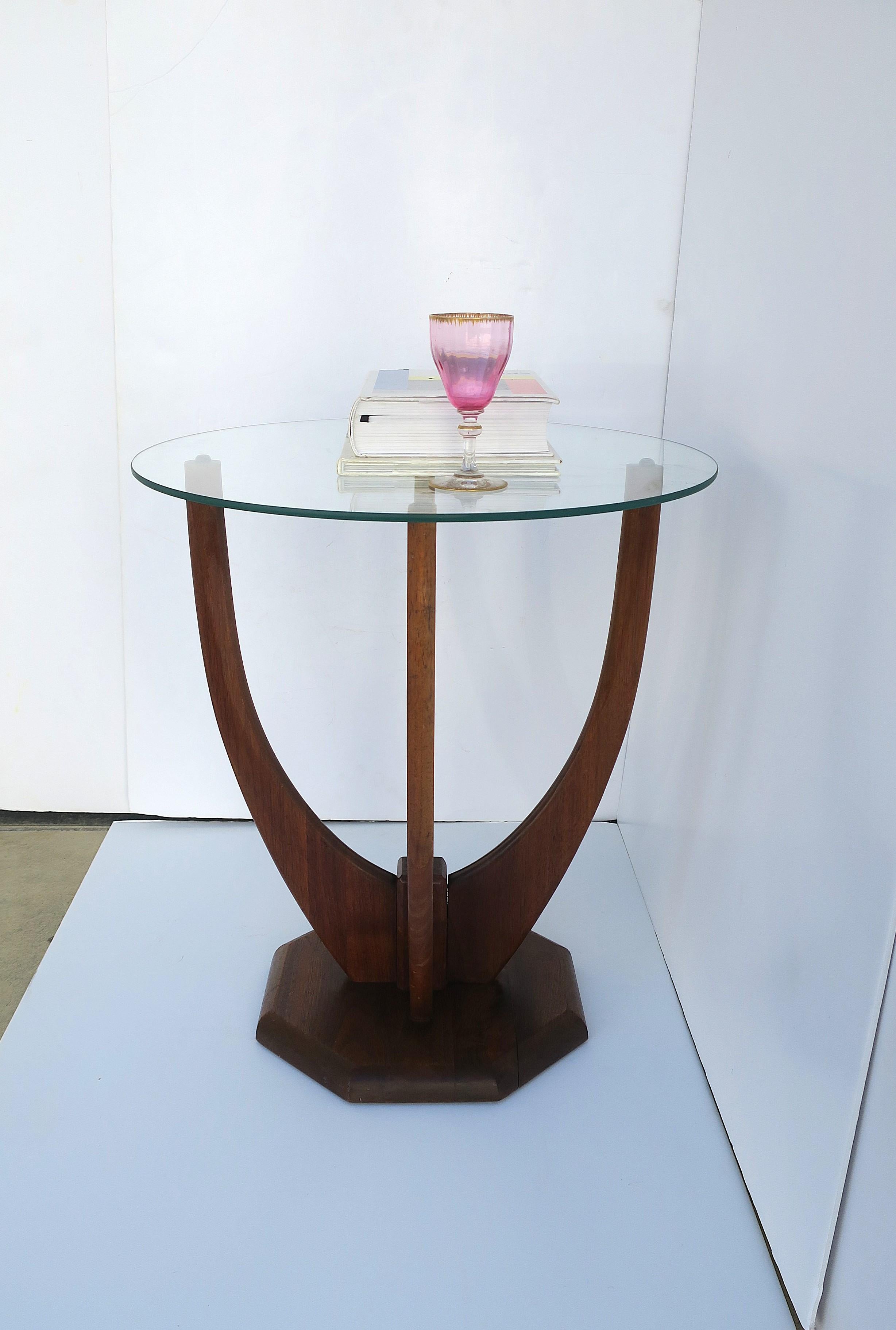 Midcentury Modern Wood and Glass Side Table For Sale 1