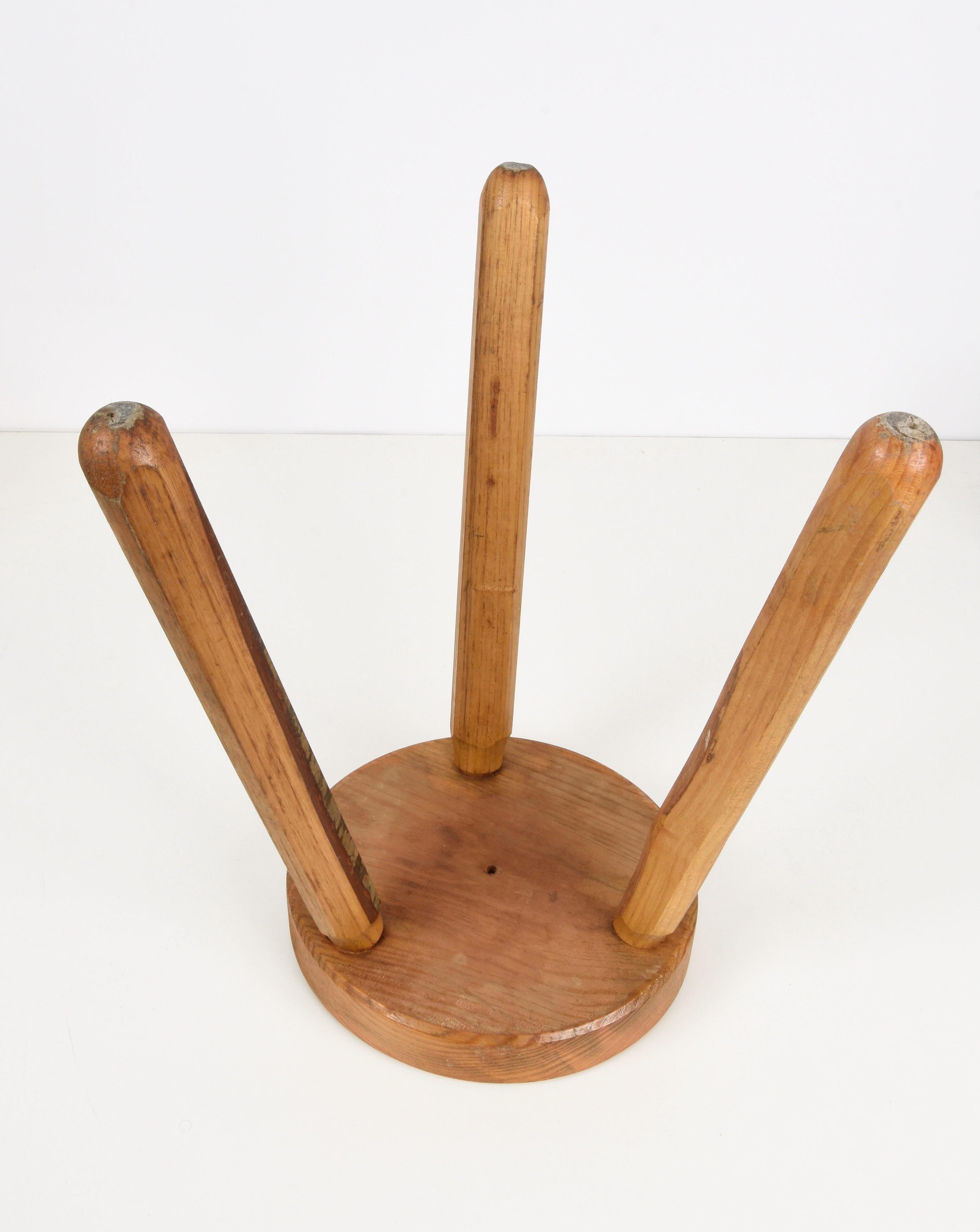 Mid-Century Modern Wood French Tripod Stool After Charlotte Perriand, 1950s For Sale 2