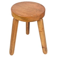 Sgabello francese a treppiede in Wood di metà secolo dopo Charlotte Perriand, anni '50