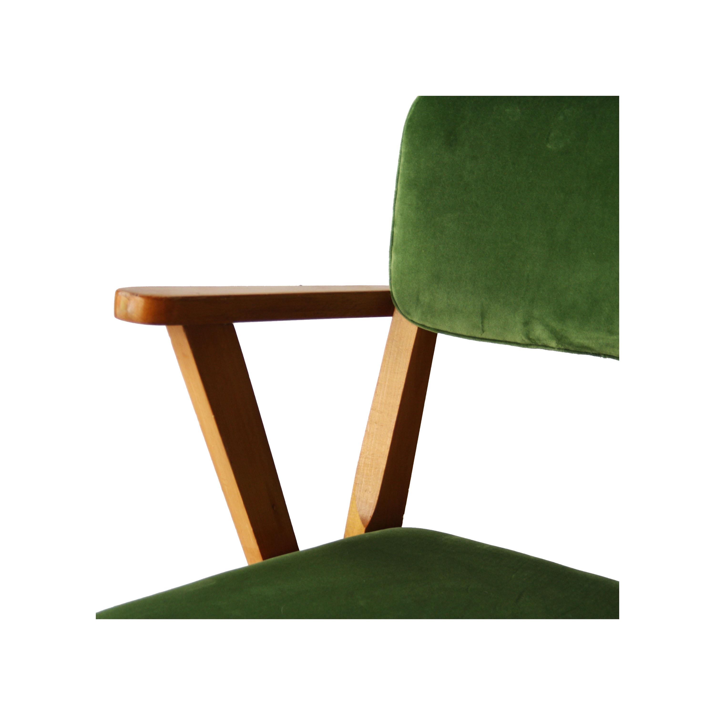 Mid-Century Modern Wood Velvet Green Pair of Italian Armchairs, 1960 2