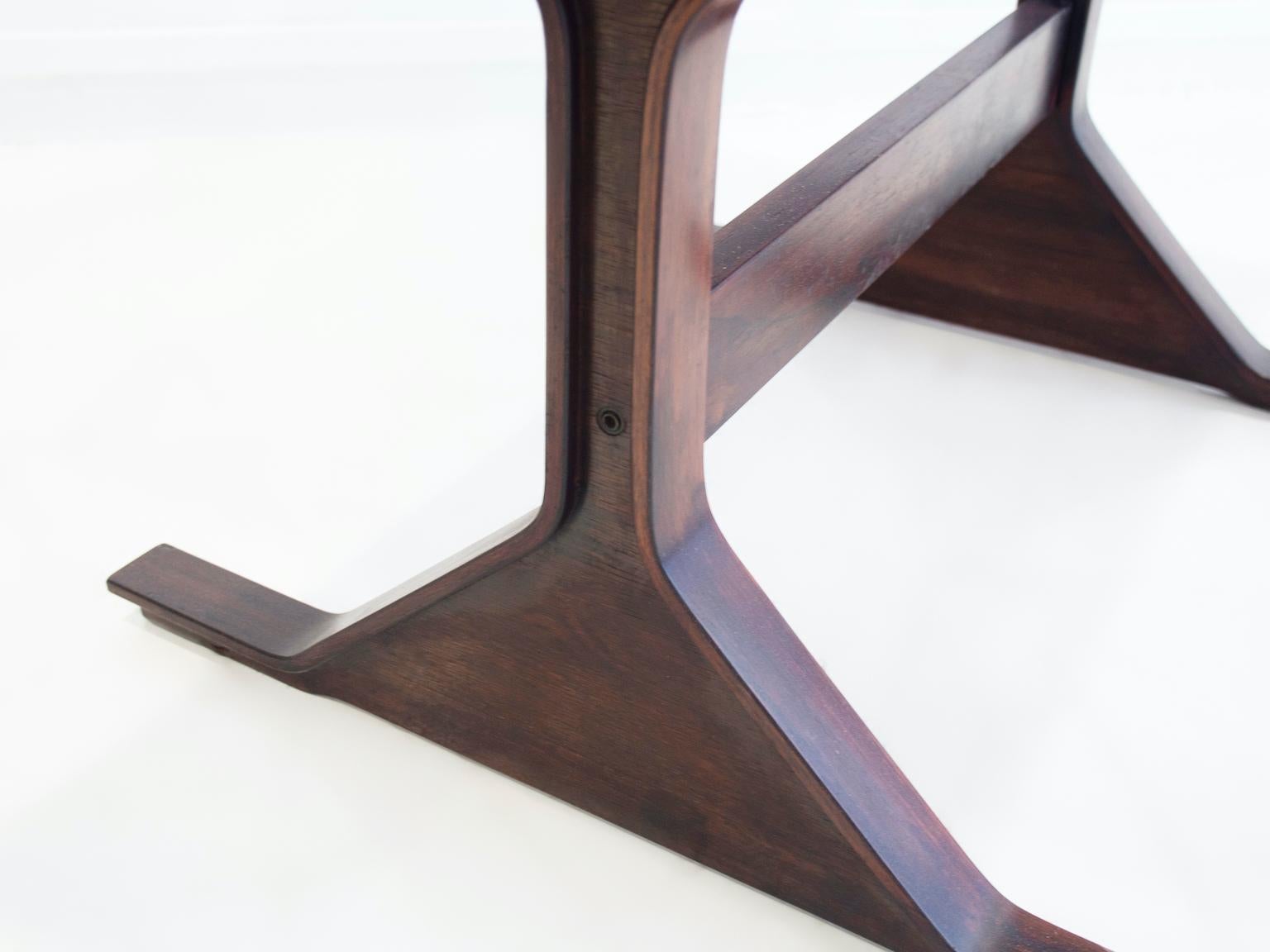 Midcentury Modern Wooden Desk by Gianfranco Frattini for Bernini For Sale 2