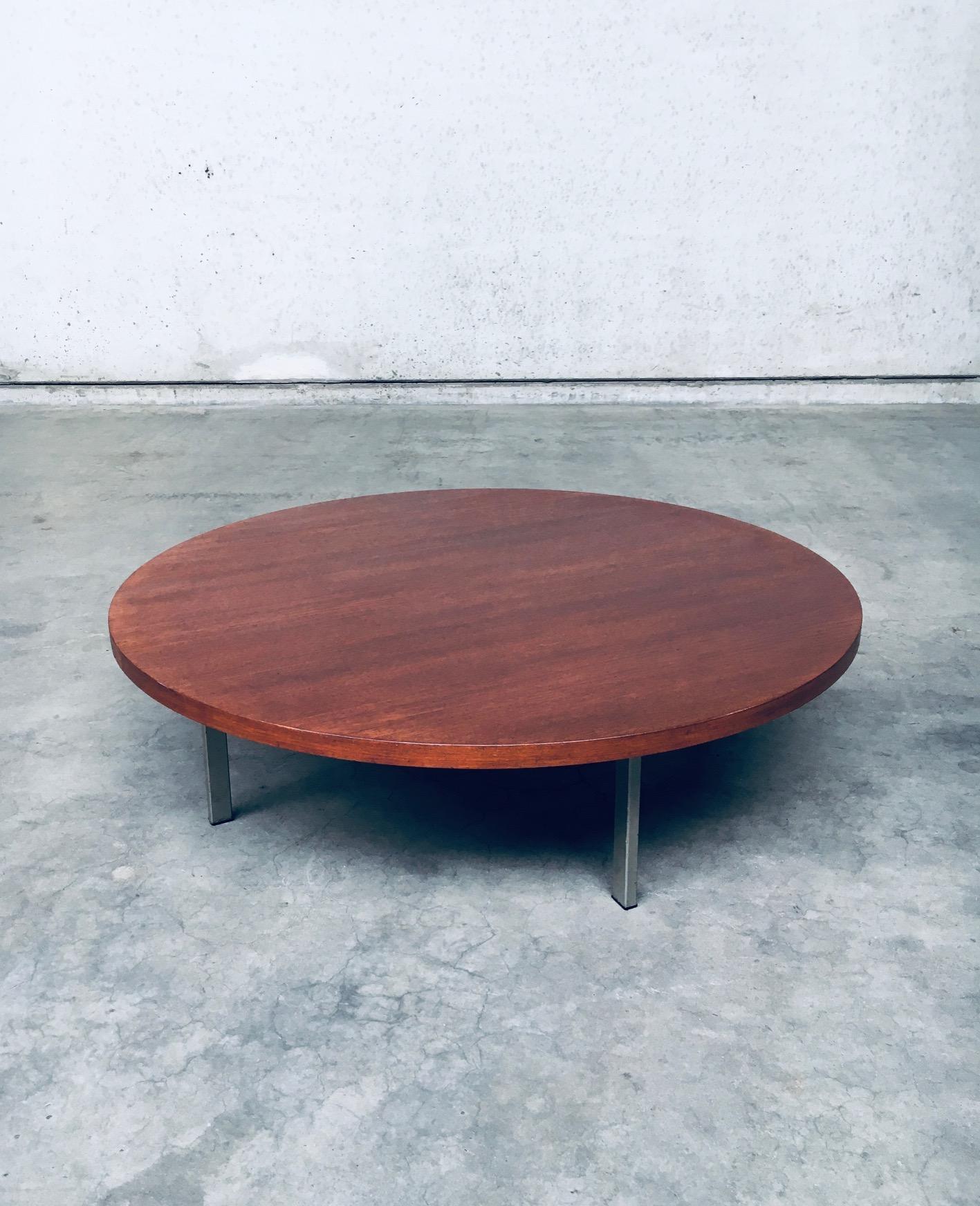Mid-Century Modern Midcentury Modern XL Round Coffee Table by Pastoe, Netherlands 1960's For Sale