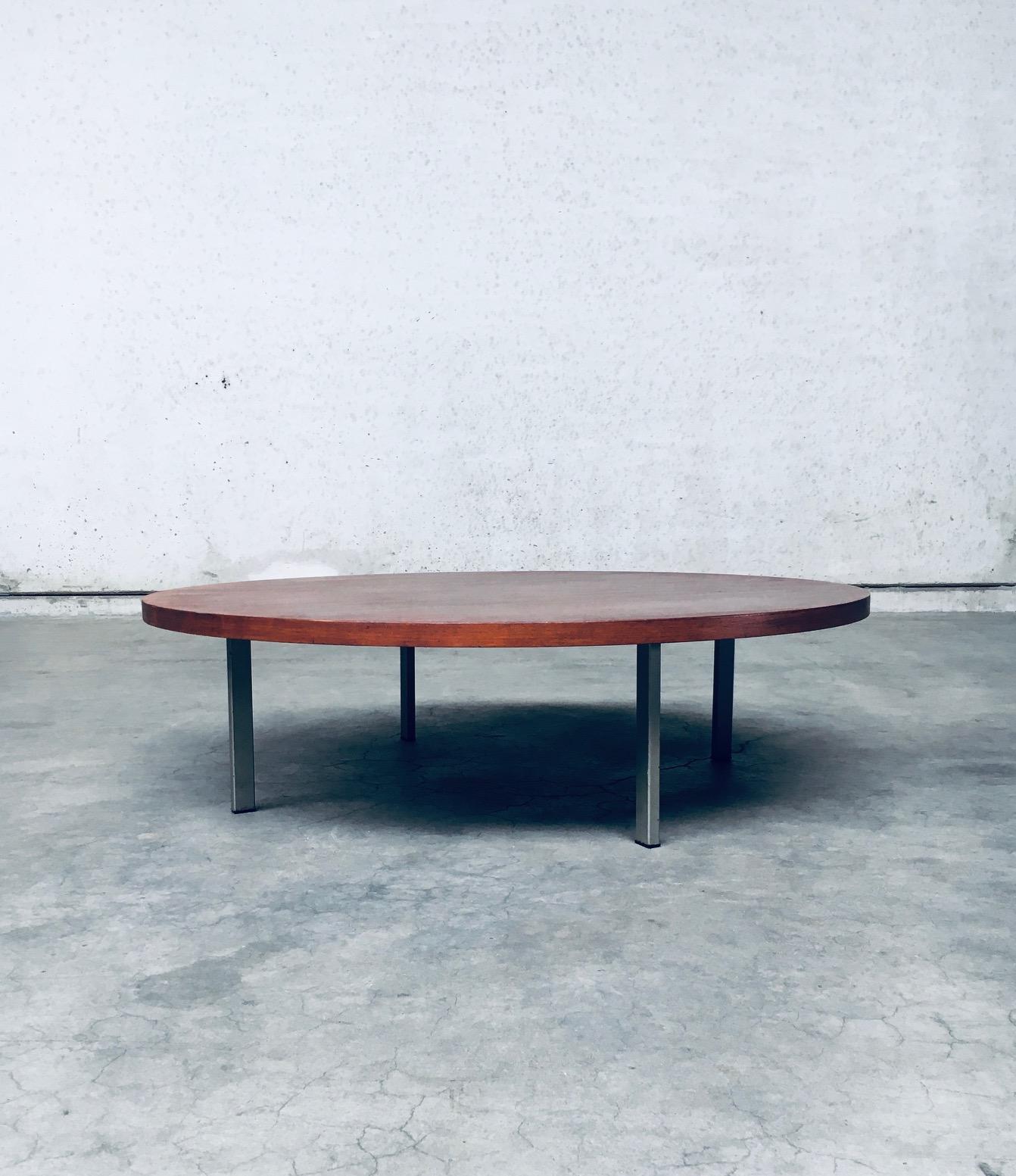 Mid-20th Century Midcentury Modern XL Round Coffee Table by Pastoe, Netherlands 1960's For Sale
