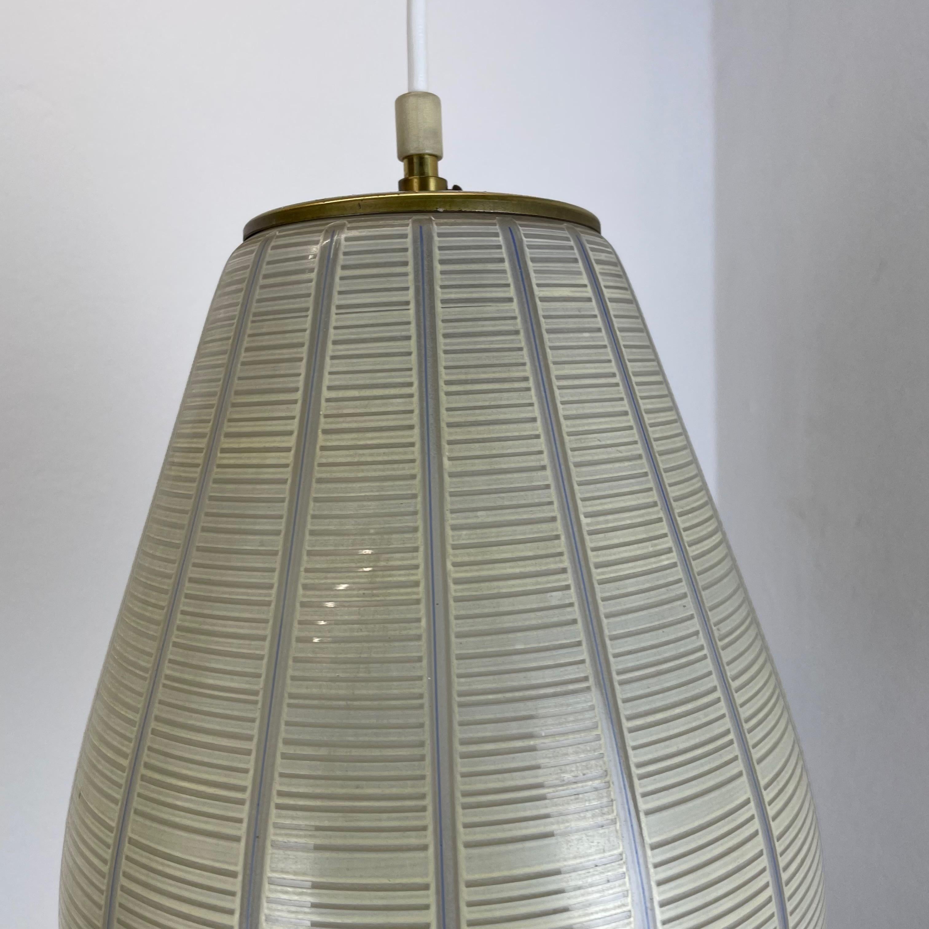 Midcentury Modernist Glass Stilnovo Style Hanging Light, Italy, 1950 For Sale 2