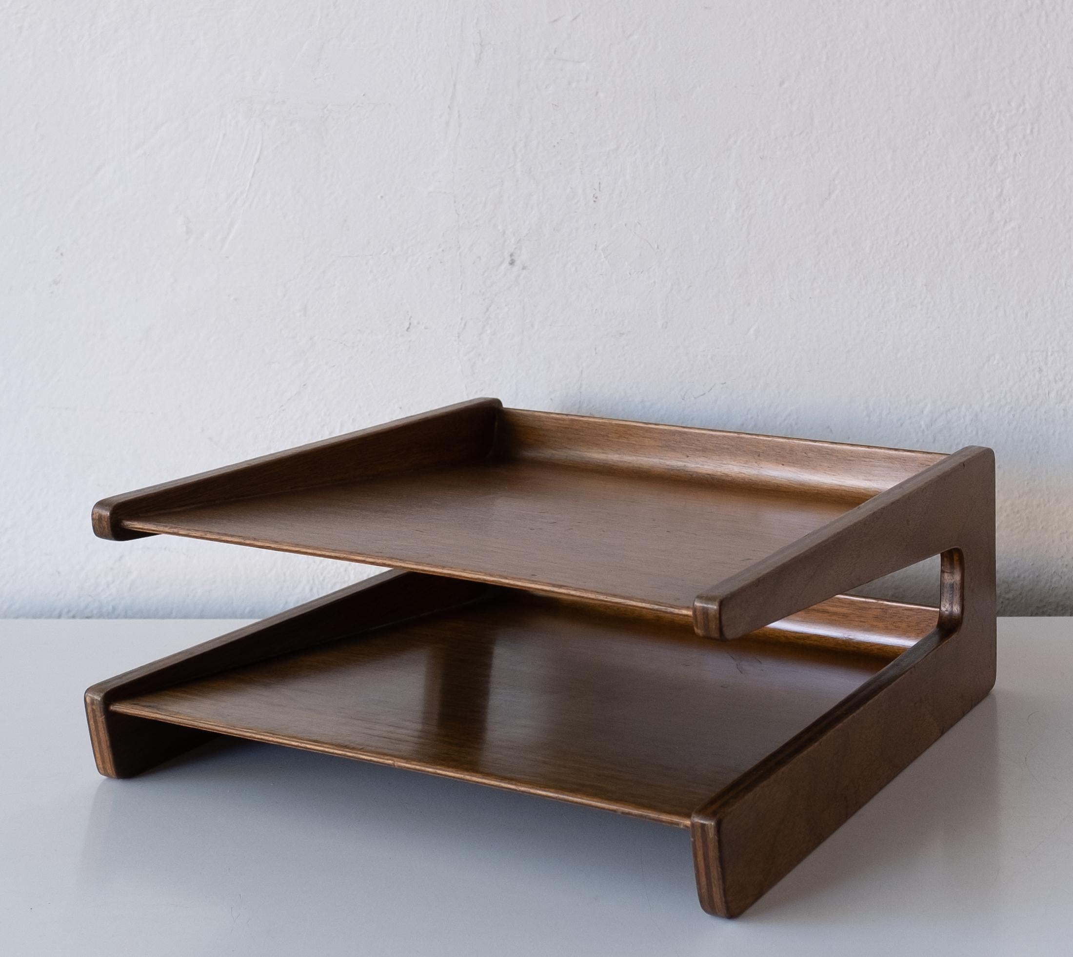 Mid-Century Modernist Walnut Bent Plywood Letter Tray 4