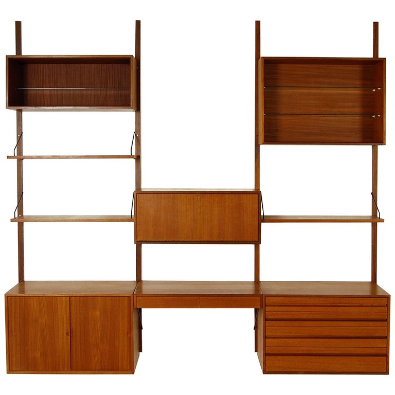 Midcentury Modular Danish Royal System Teak Wall Unit Shelving by Poul  Cadovius at 1stDibs | poul cadovius wall unit for sale, modular wall unit,  danish wall unit
