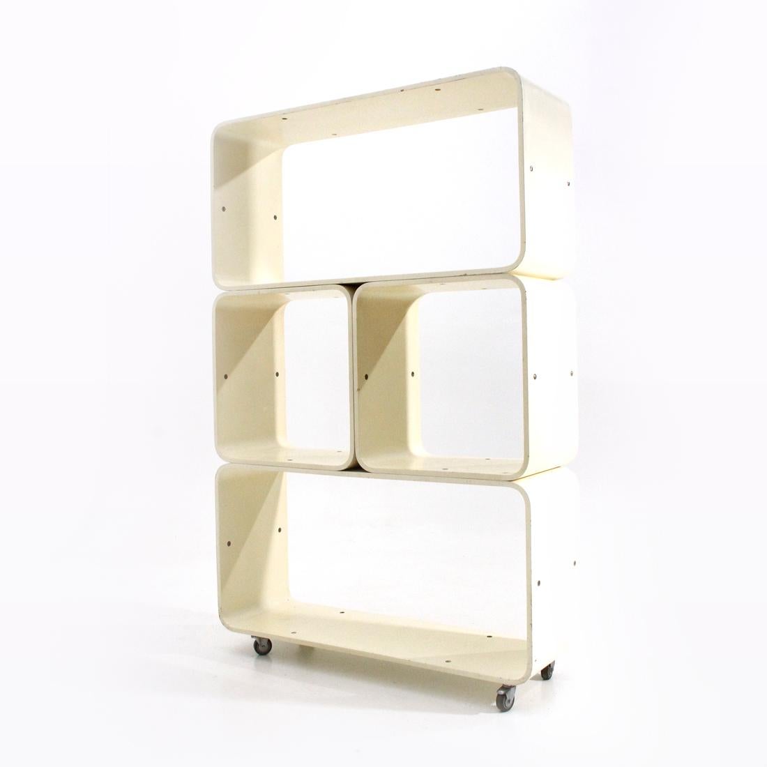 Mid-Century Modular Italian Bookcase by Fiarm, 1960s In Good Condition In Savona, IT