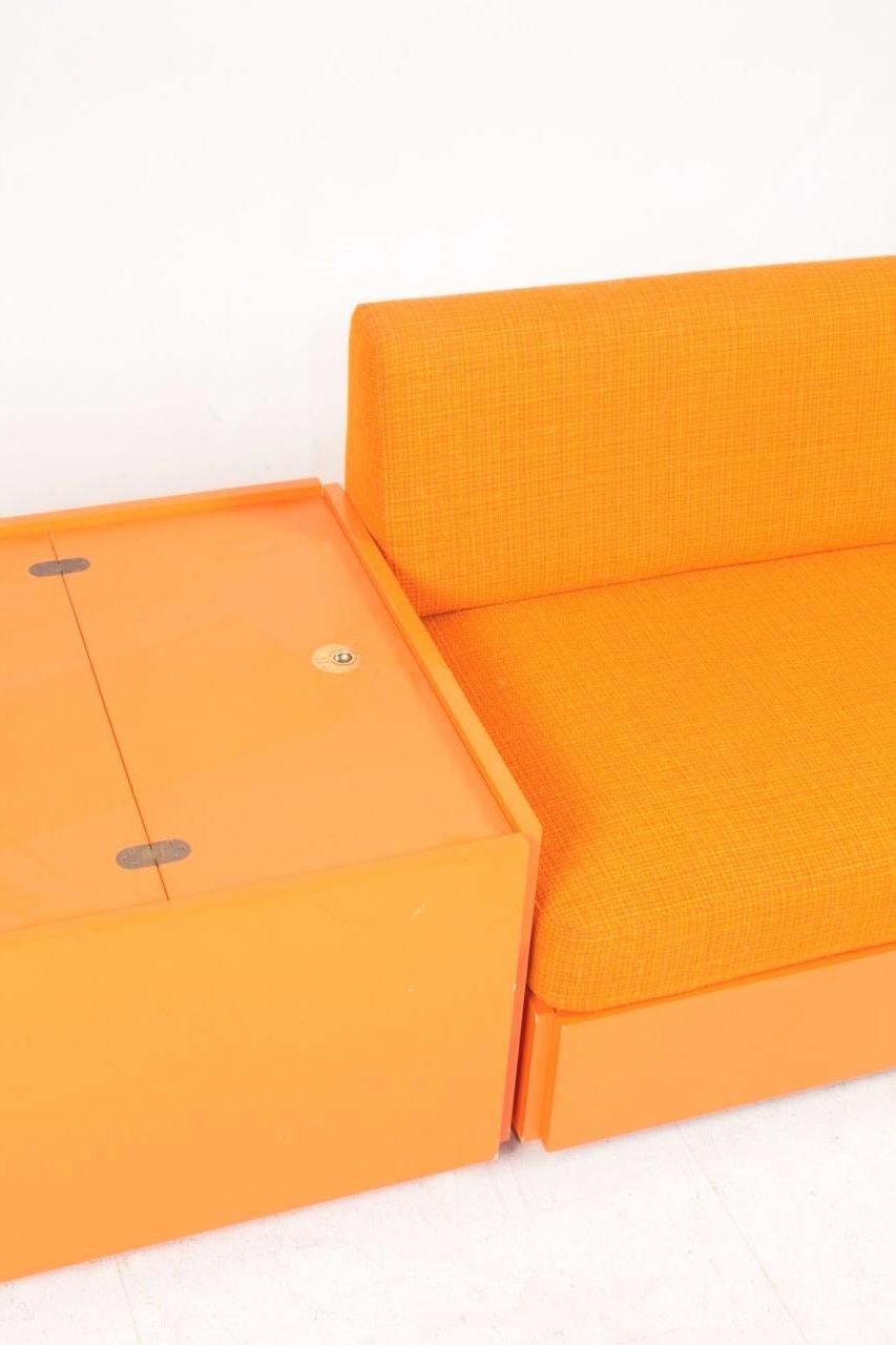Midcentury Modular Sofa and Bar Table, Designed by Verner Panton, 1970s 7