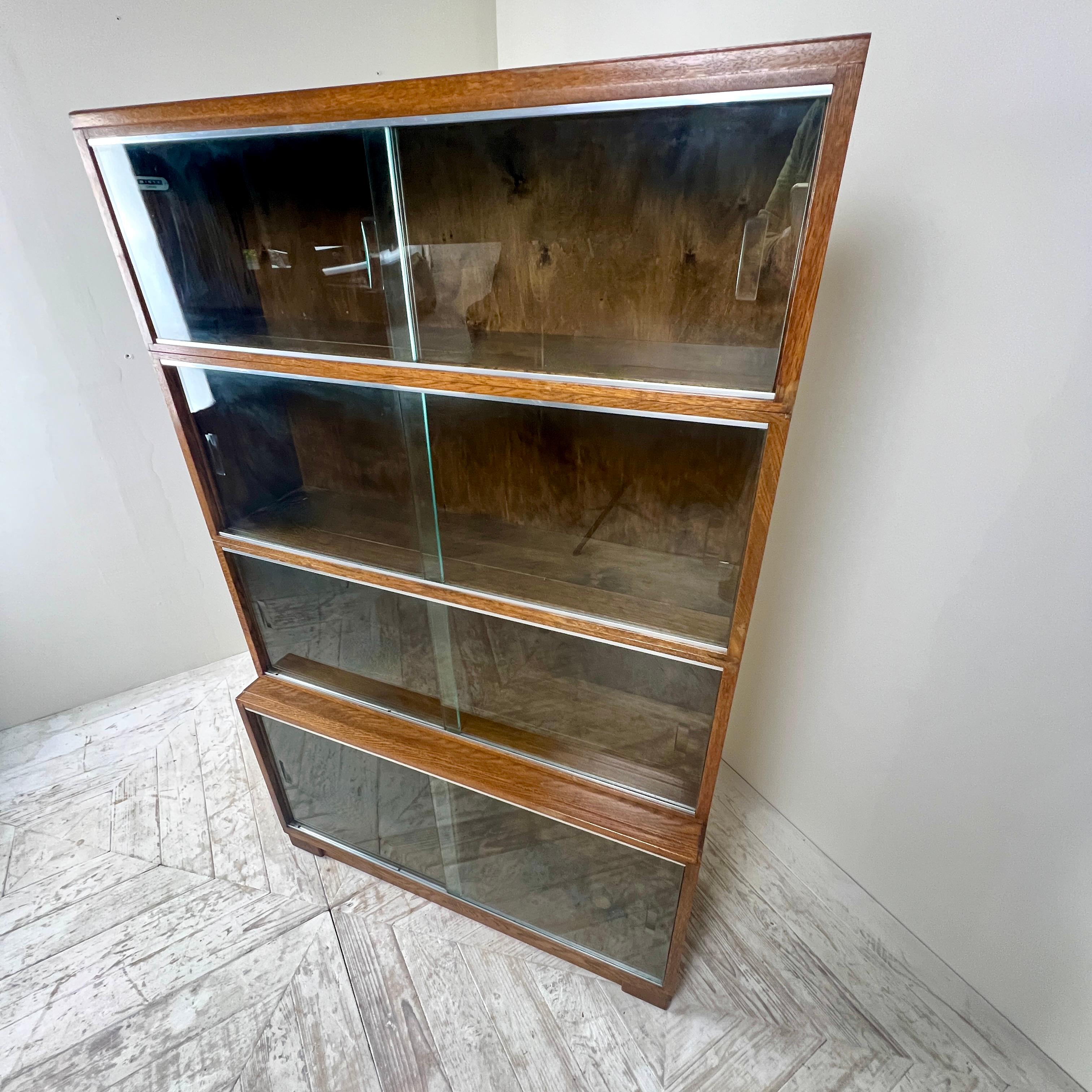 XX secolo Libreria impilabile modulare Midcentury di Minty of Oxford in vendita