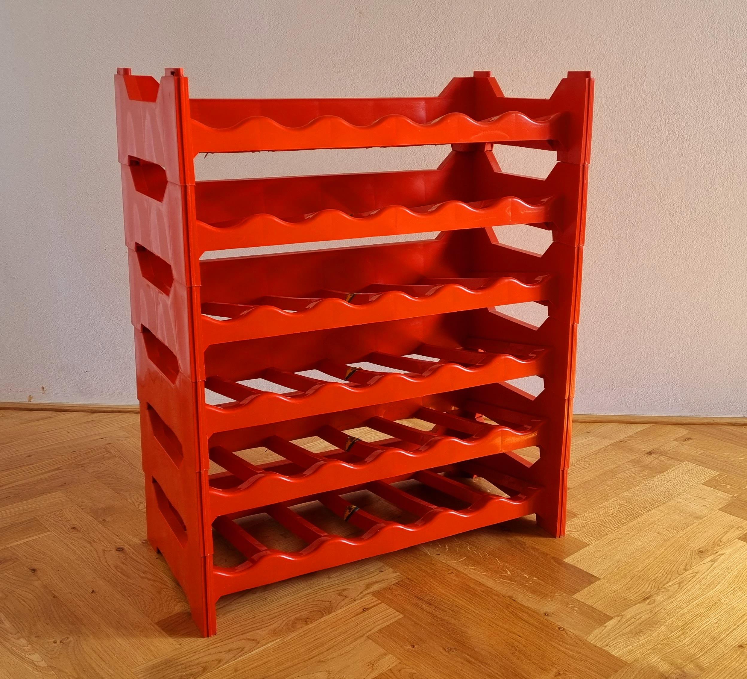 Midcentury Modular Wine Rack or Stand, Italy, 1970s In Good Condition For Sale In Praha, CZ