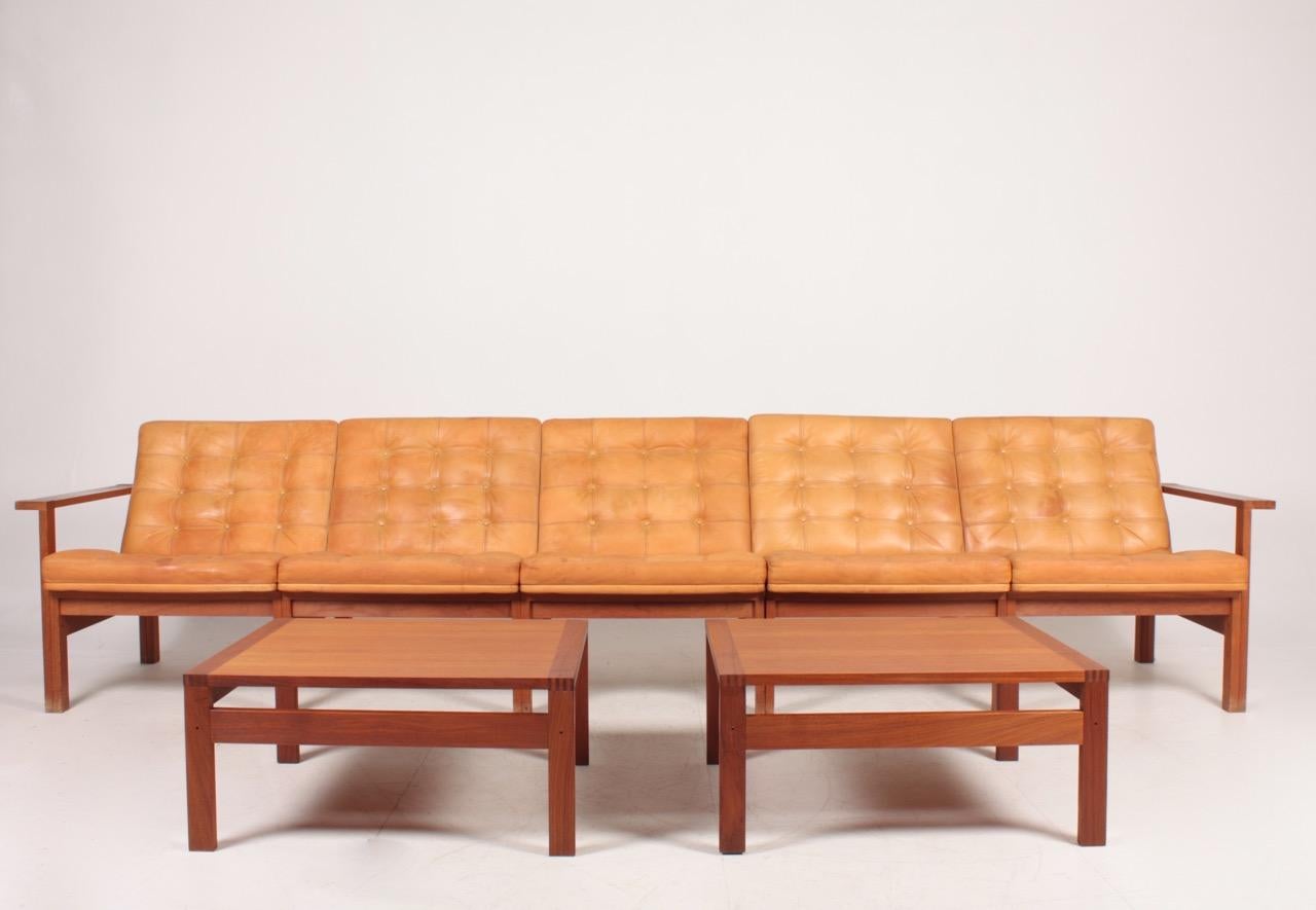 Midcentury Moduline Sofa in Patinated Leather by Gerlev Knudsen and Torben Lind In Good Condition In Lejre, DK
