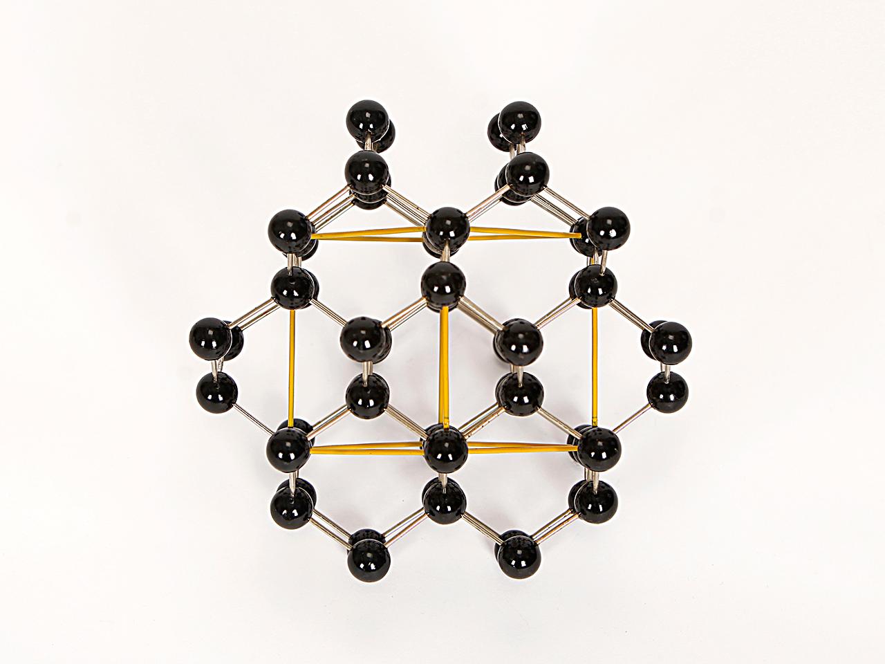 Midcentury Molecular Models Set from the 1950s, 7 Pieces For Sale 1