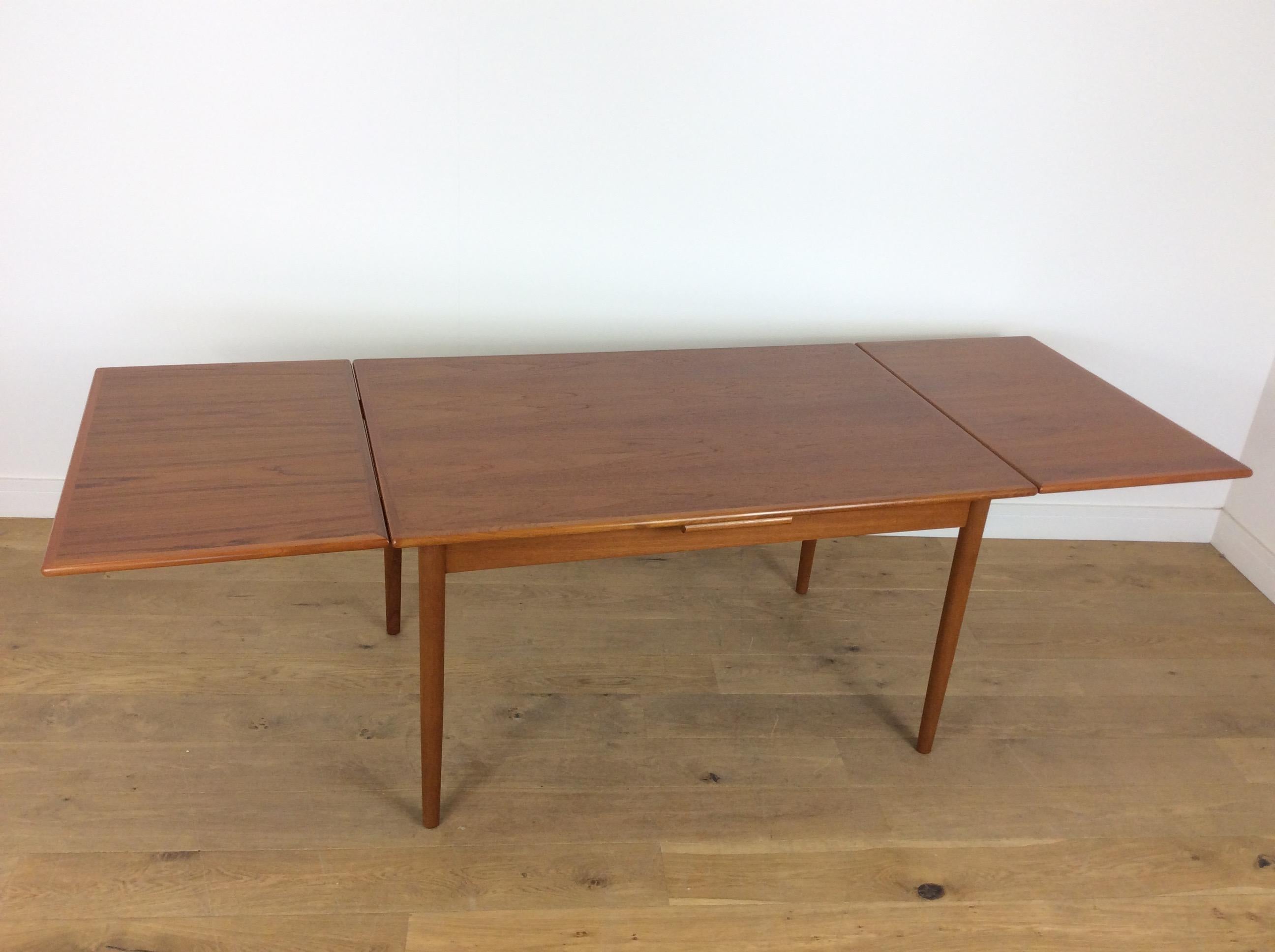 Midcentury Moller Dining Table and Chairs 4