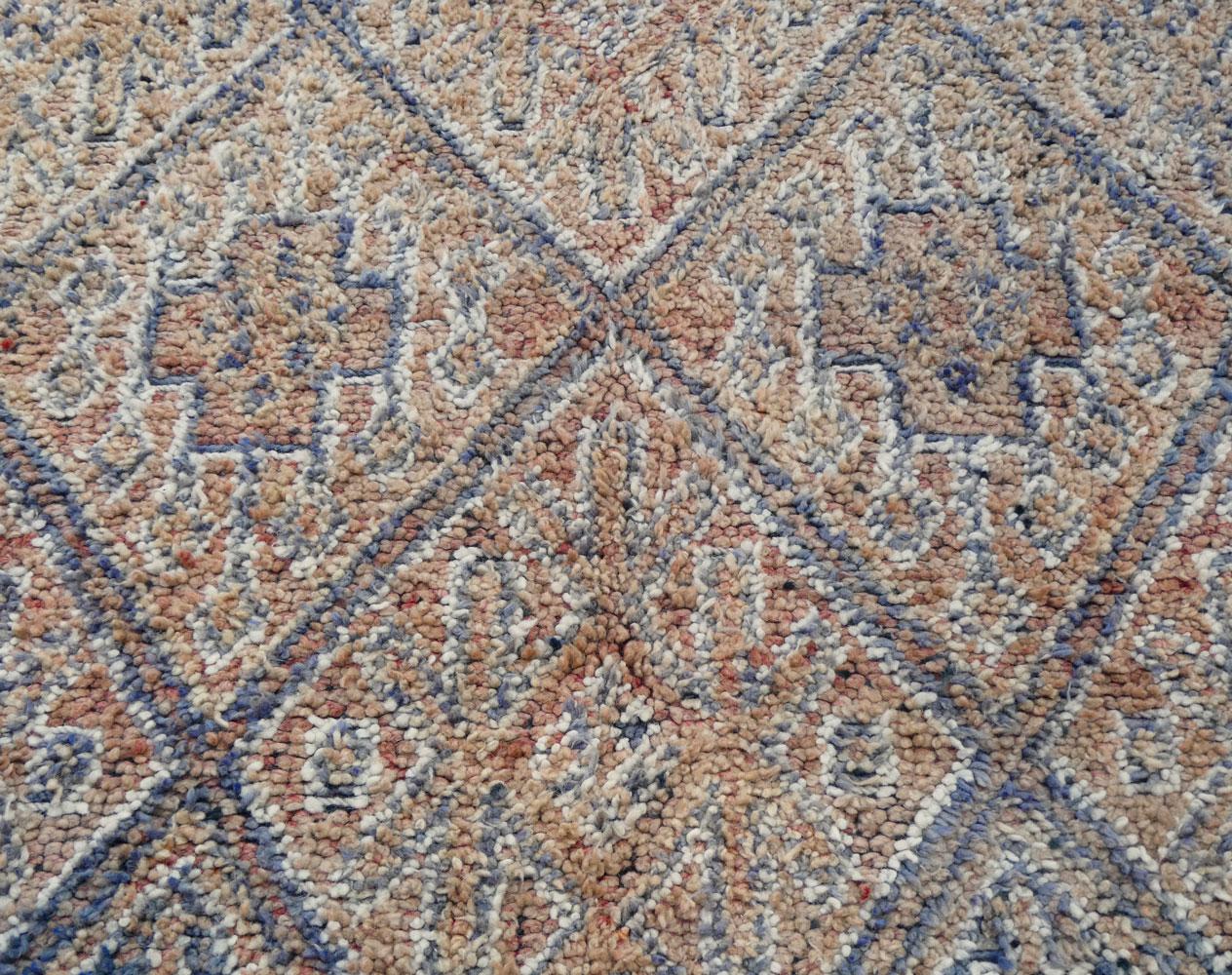 Tappeto Beni Mguild marocchino di metà secolo  6'5 x 9'5 in vendita 1