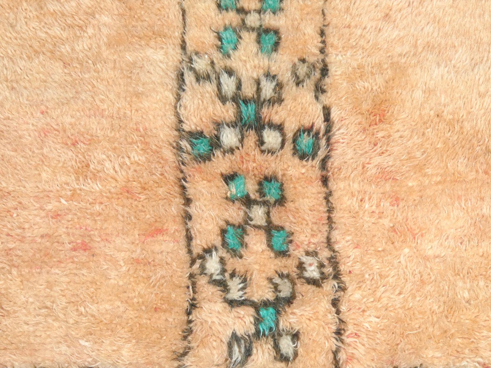 Hand-Knotted Midcentury Moroccan Boujad  Honey Wool Rug 4'5 x 8'11 For Sale