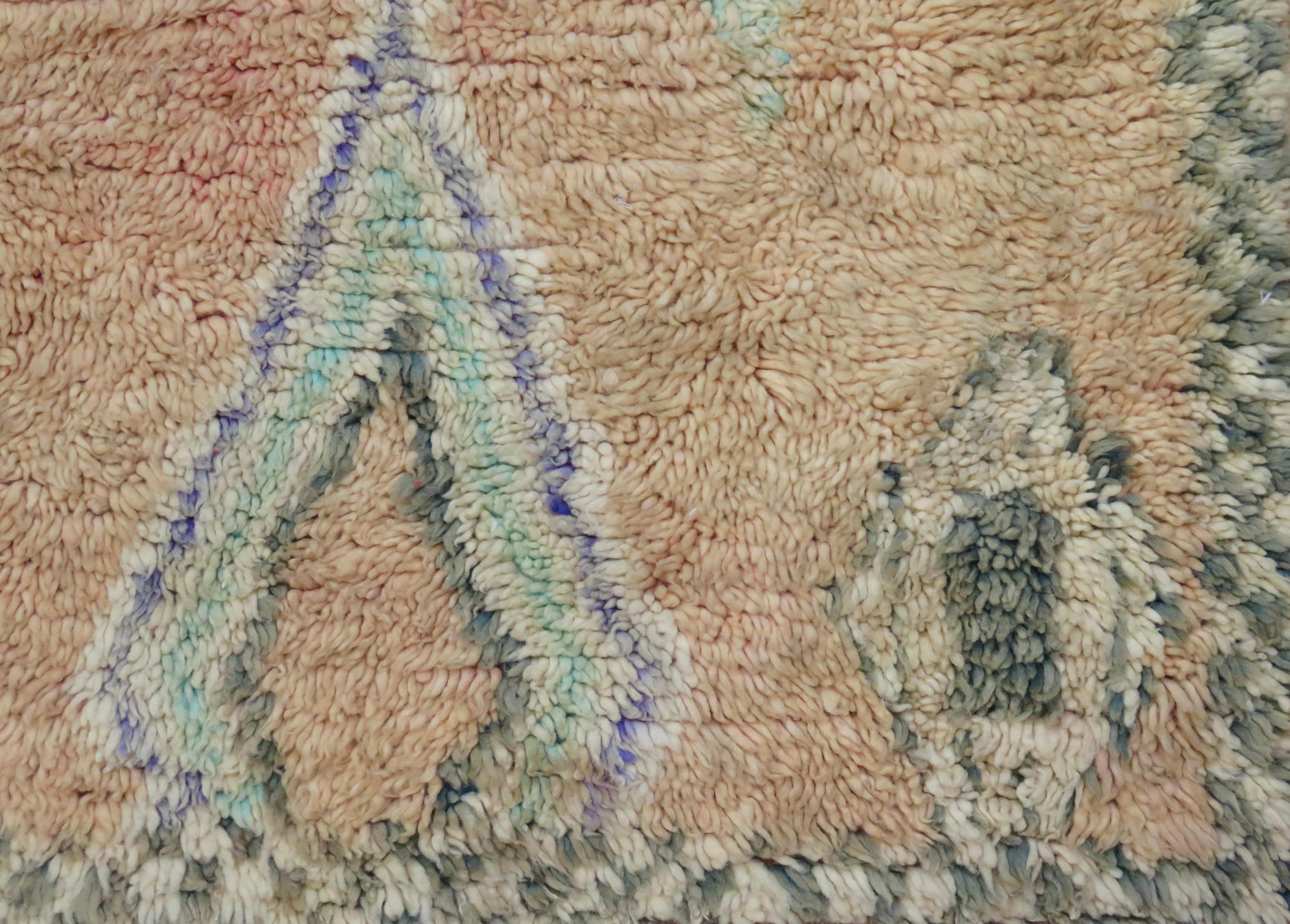 Tapis Boujad marocain du milieu du siècle dernier, 6' x 10'6 en vente 1