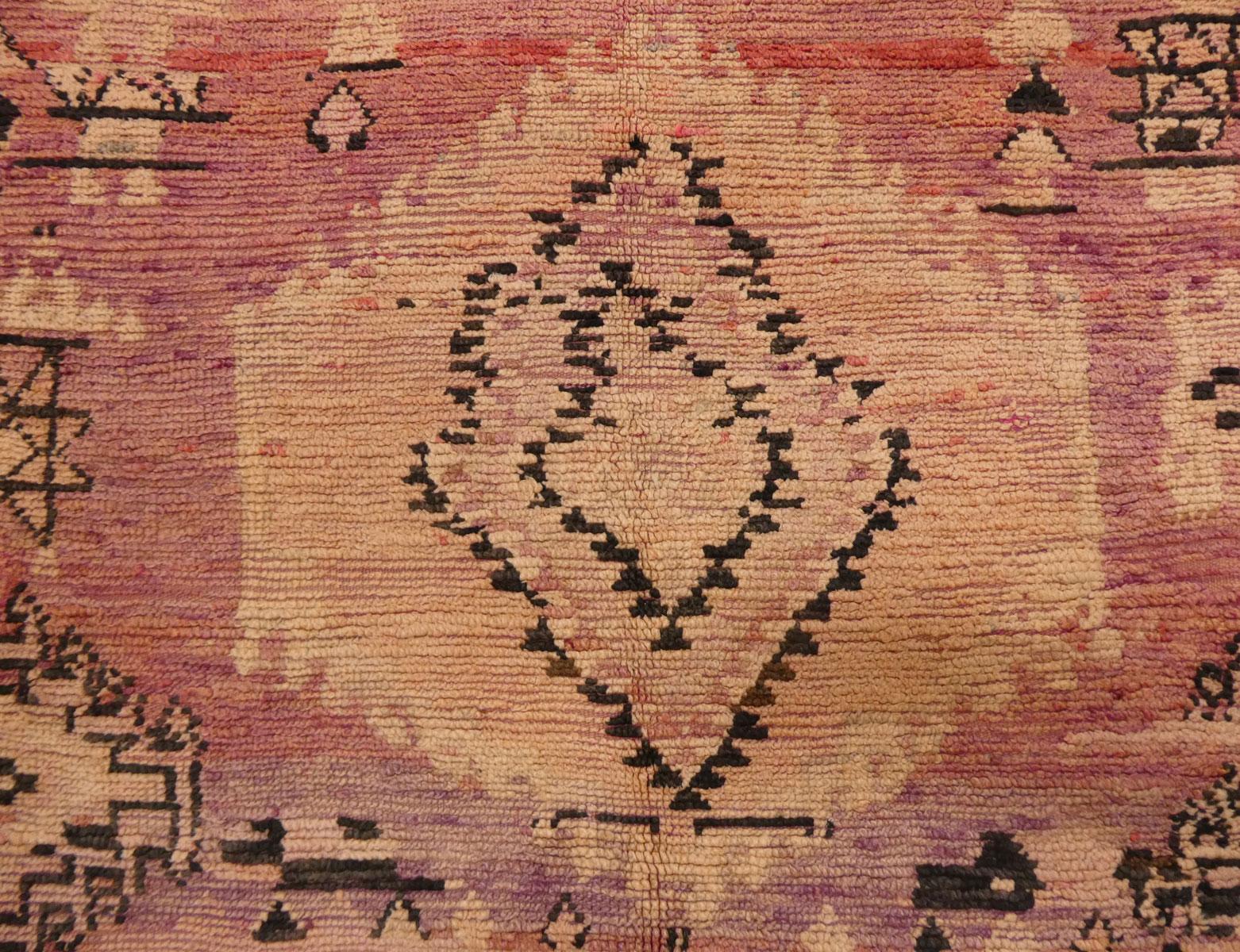 Midcentury Moroccan Wool Rug  5'10 x 9' For Sale 2