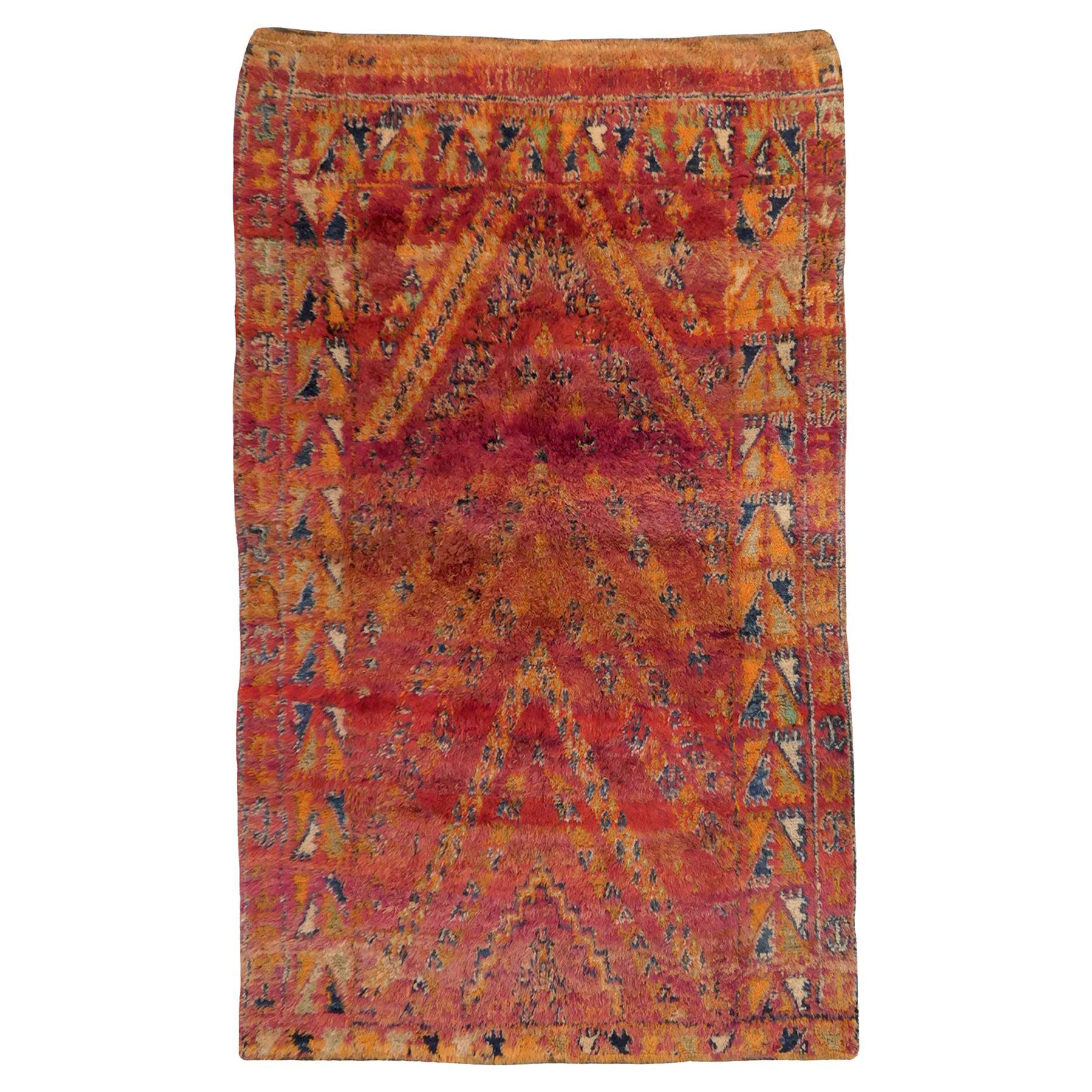 Midcentury Moroccan Zayane Wool Rug  6'6 X 9'8