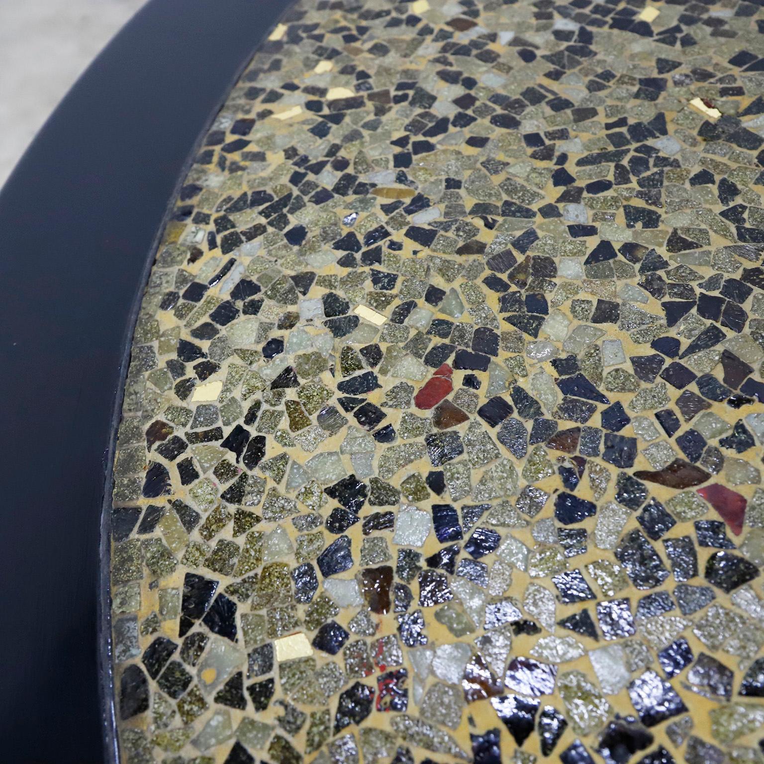 Midcentury Mosaic Center Table made with Precious Stones In Good Condition For Sale In Mexico City, CDMX