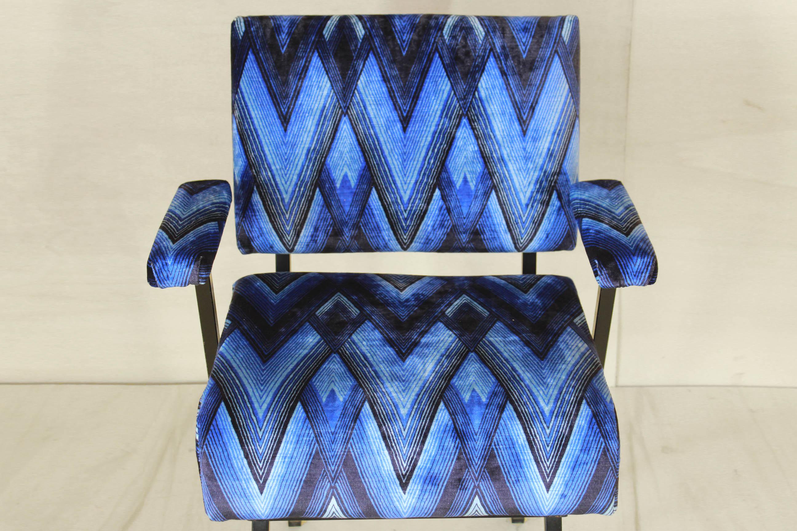 Vintage Armchairs, Set of Two, Italy 1960s For Sale 4