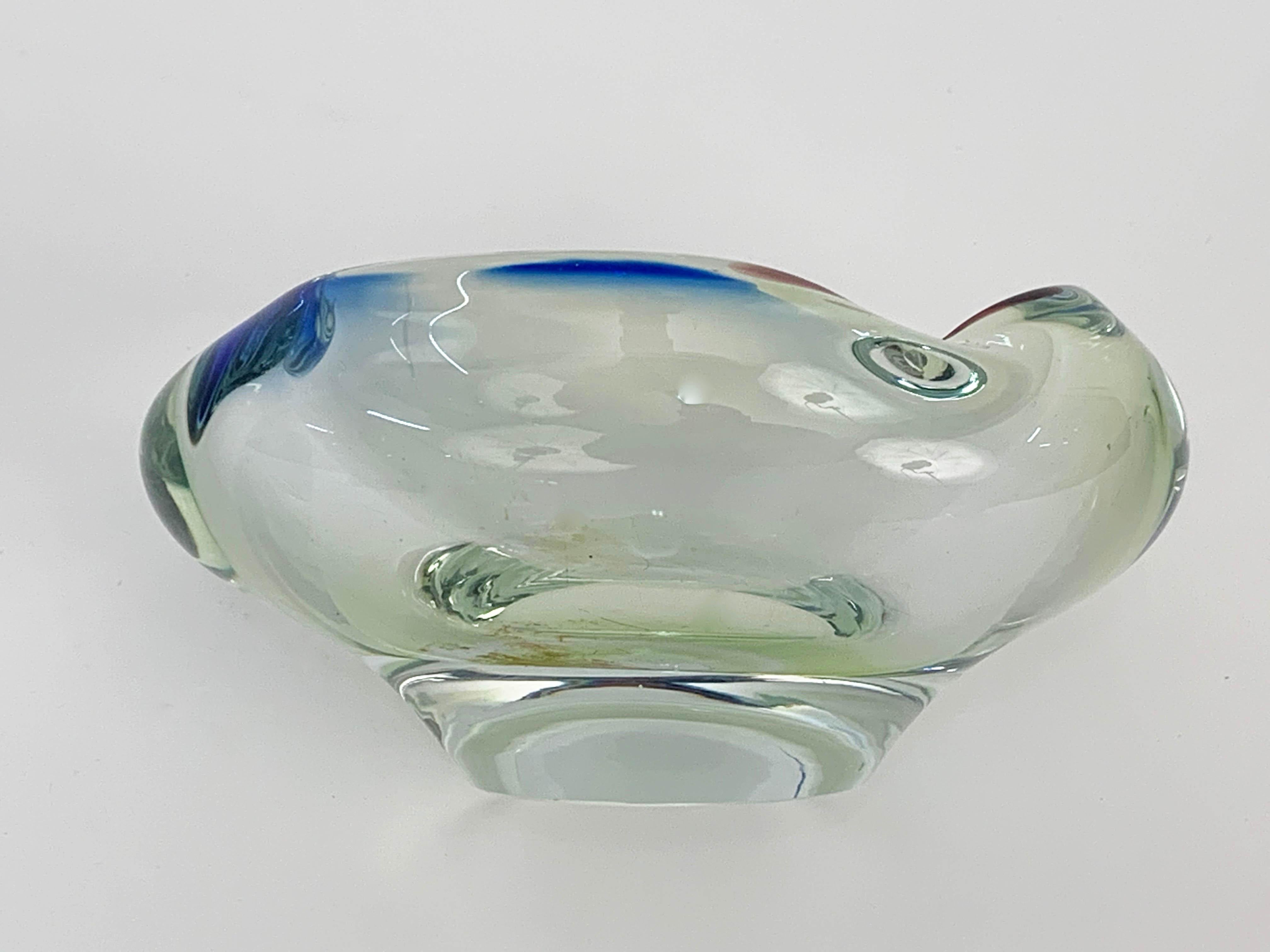 Italienischer Aschenbecher aus Murano-Glas aus der Jahrhundertmitte, 1960 im Angebot 8