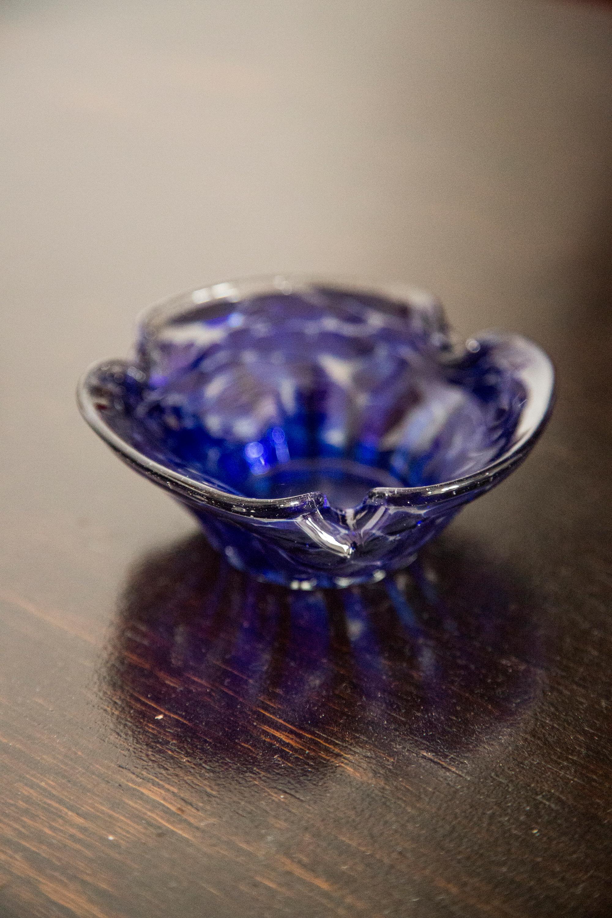 Midcentury Murano Blue Glass Bowl Ashtray Element, Italy, 1970s In Good Condition For Sale In 05-080 Hornowek, PL
