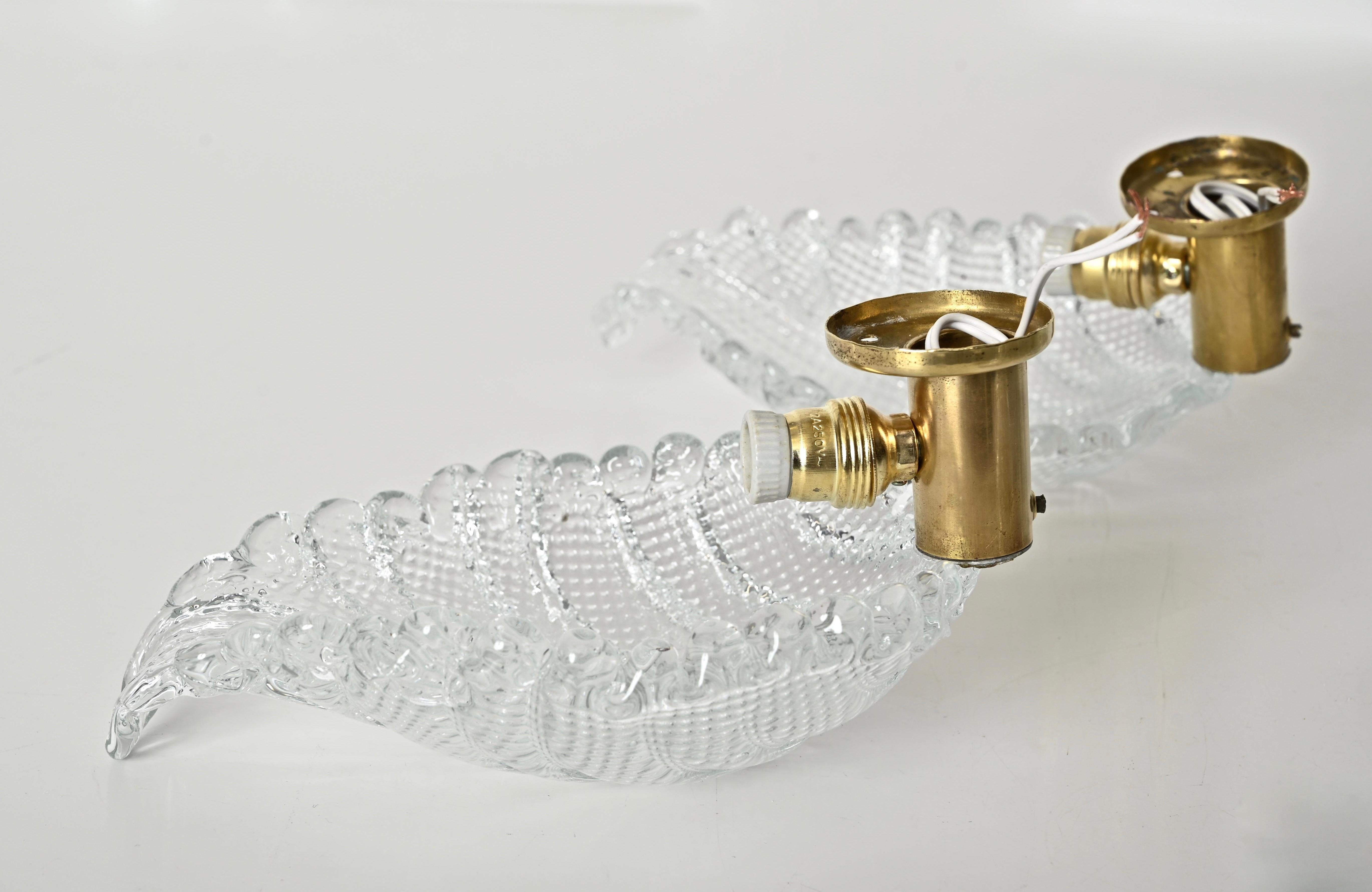 Wandleuchter aus Muranoglas und Messingblättern von Barovier, Italien 1950er Jahre im Angebot 12