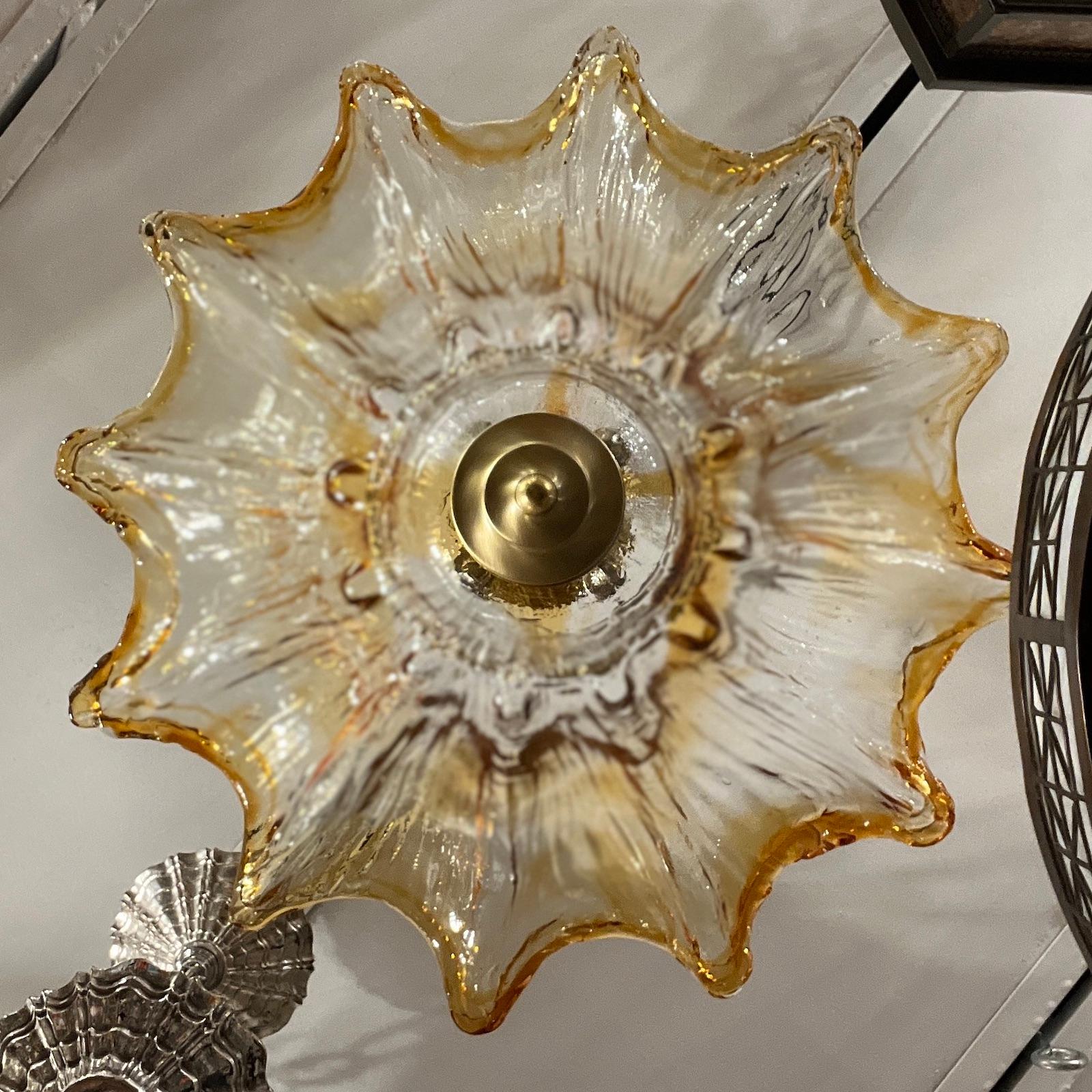 Muranoglas-Leuchte aus der Mitte des Jahrhunderts (Italienisch) im Angebot