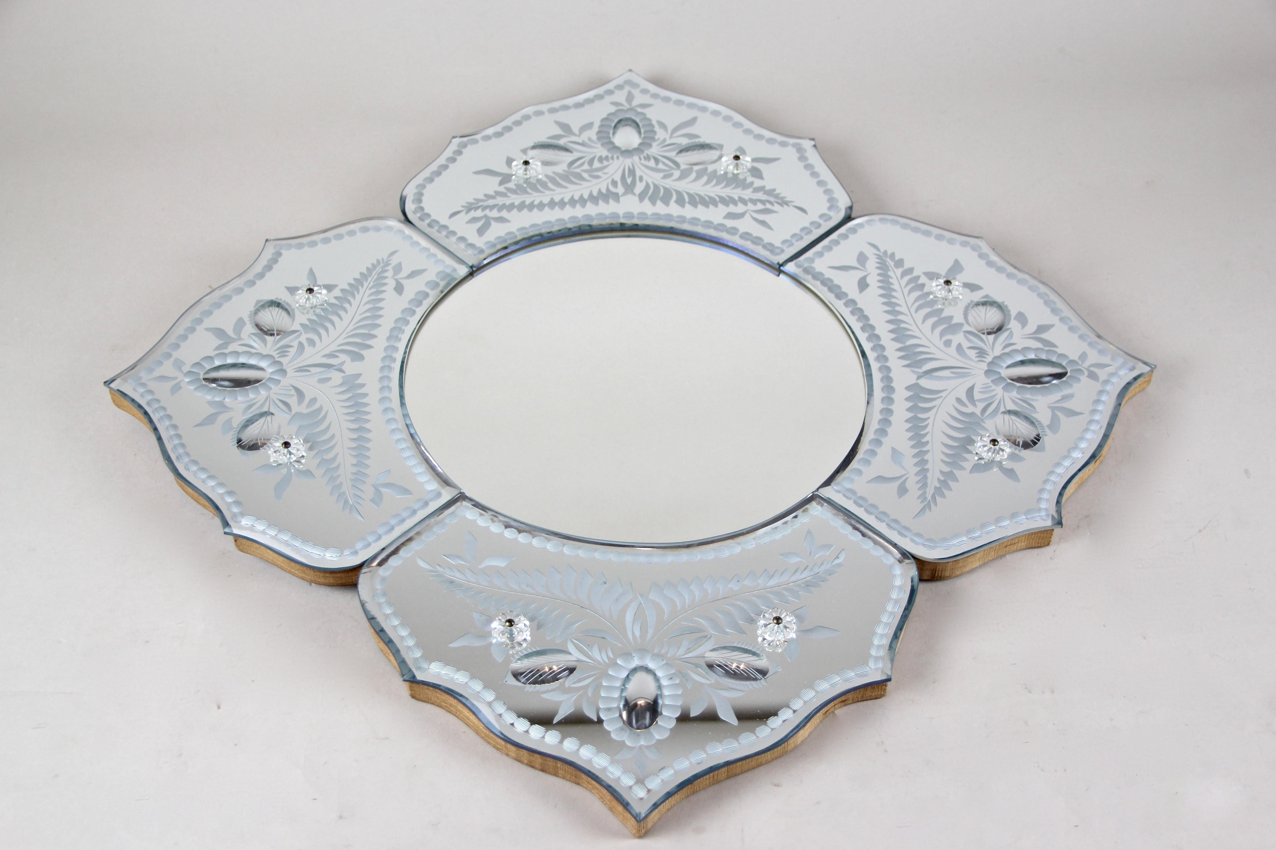 Midcentury Murano Glass Mirror, Italy, circa 1950-1960 4